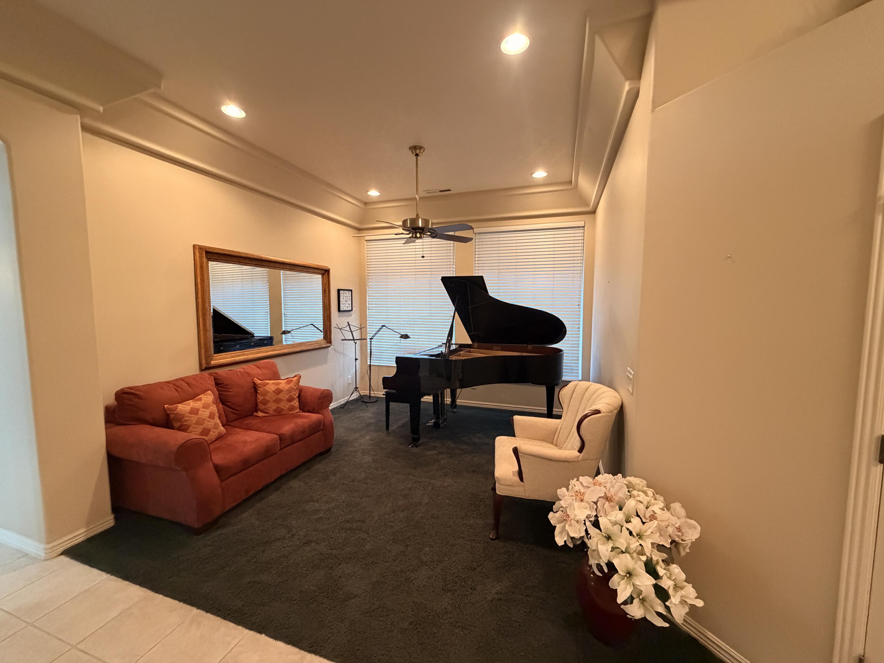 PARADISE CANYON - Residential