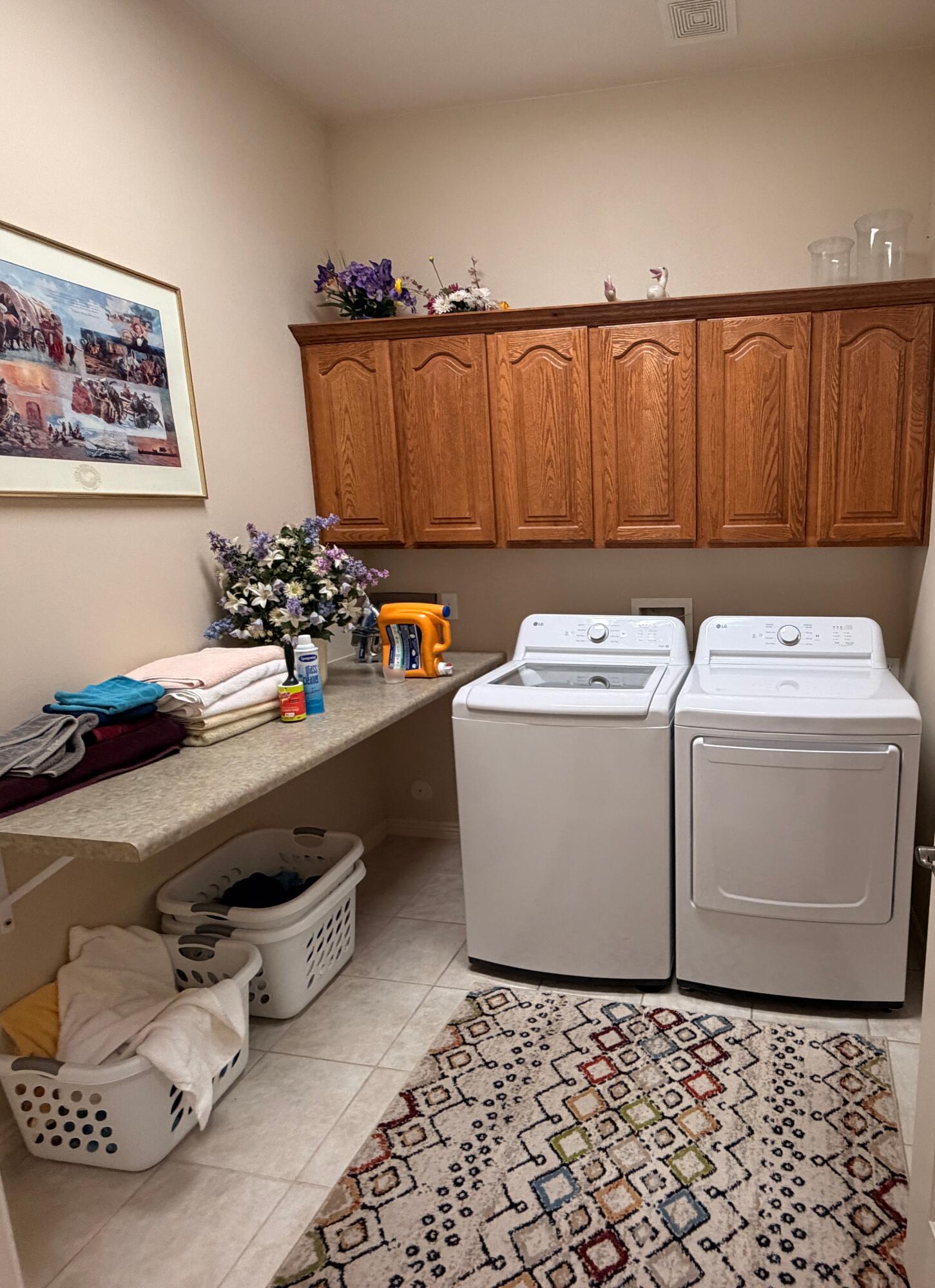 PARADISE CANYON - Residential