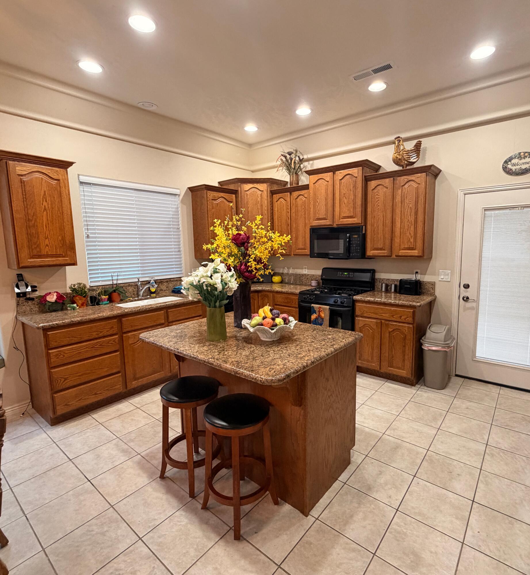 PARADISE CANYON - Residential