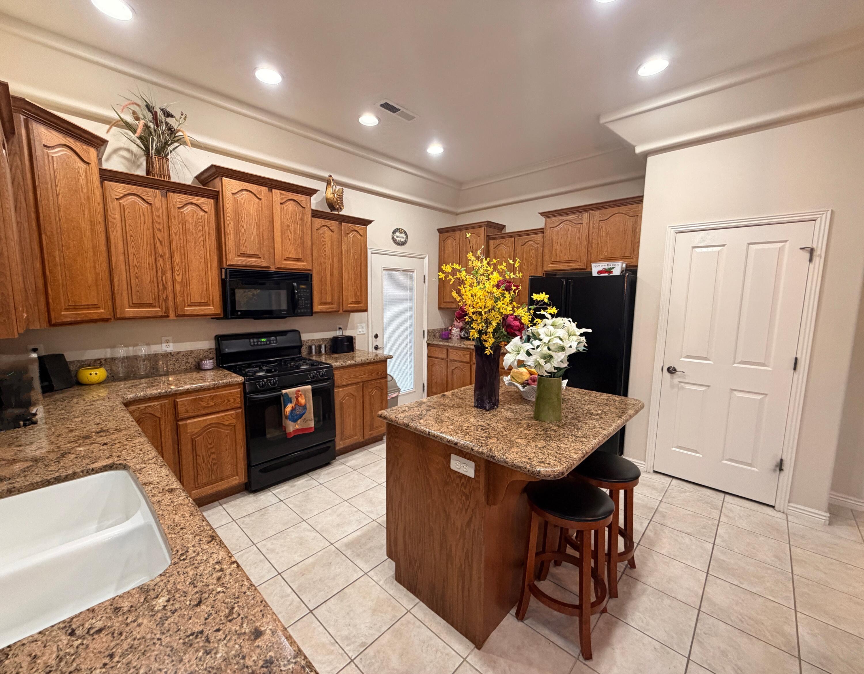 PARADISE CANYON - Residential