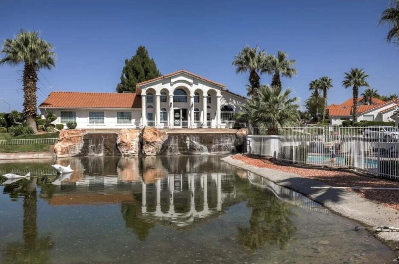 EMERALD SPRINGS TOWNHOMES - Residential