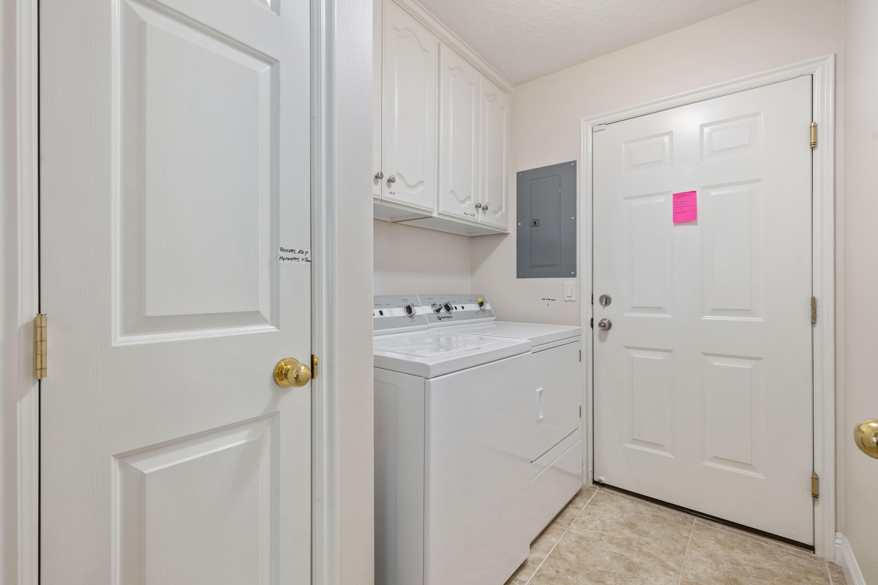 SILVERCREEK TOWNHOMES - Residential