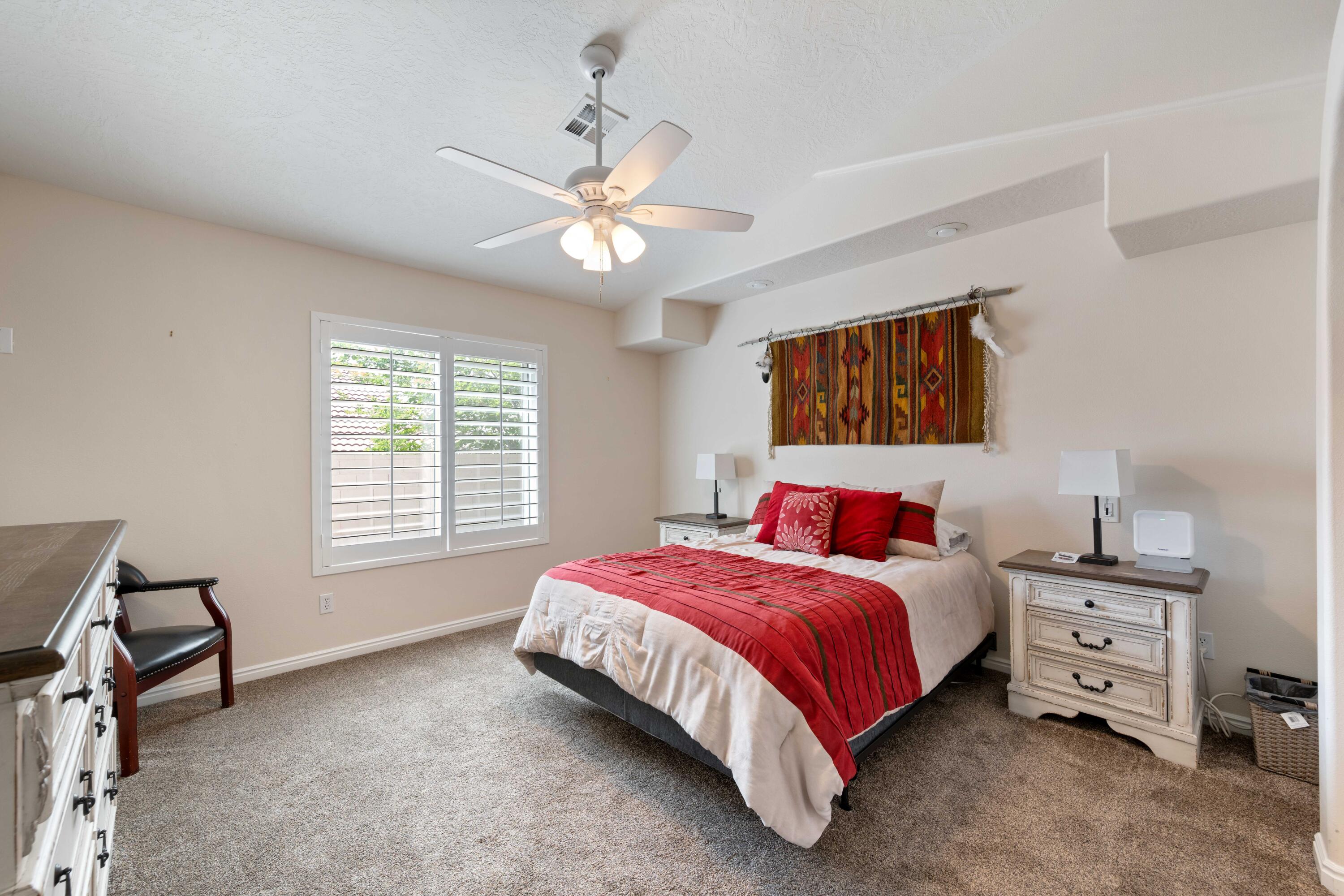 SILVERCREEK TOWNHOMES - Residential