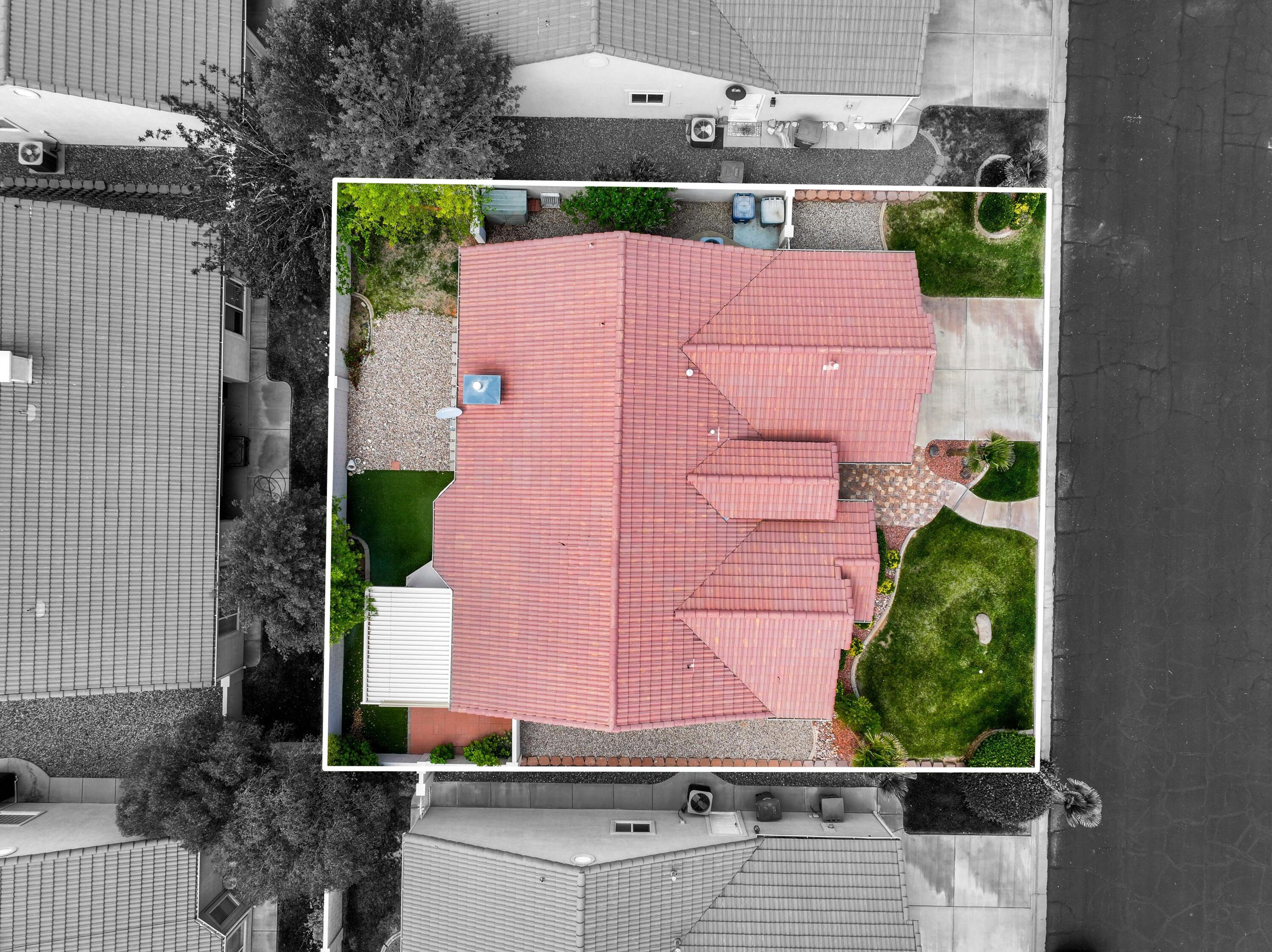 SILVERCREEK TOWNHOMES - Residential