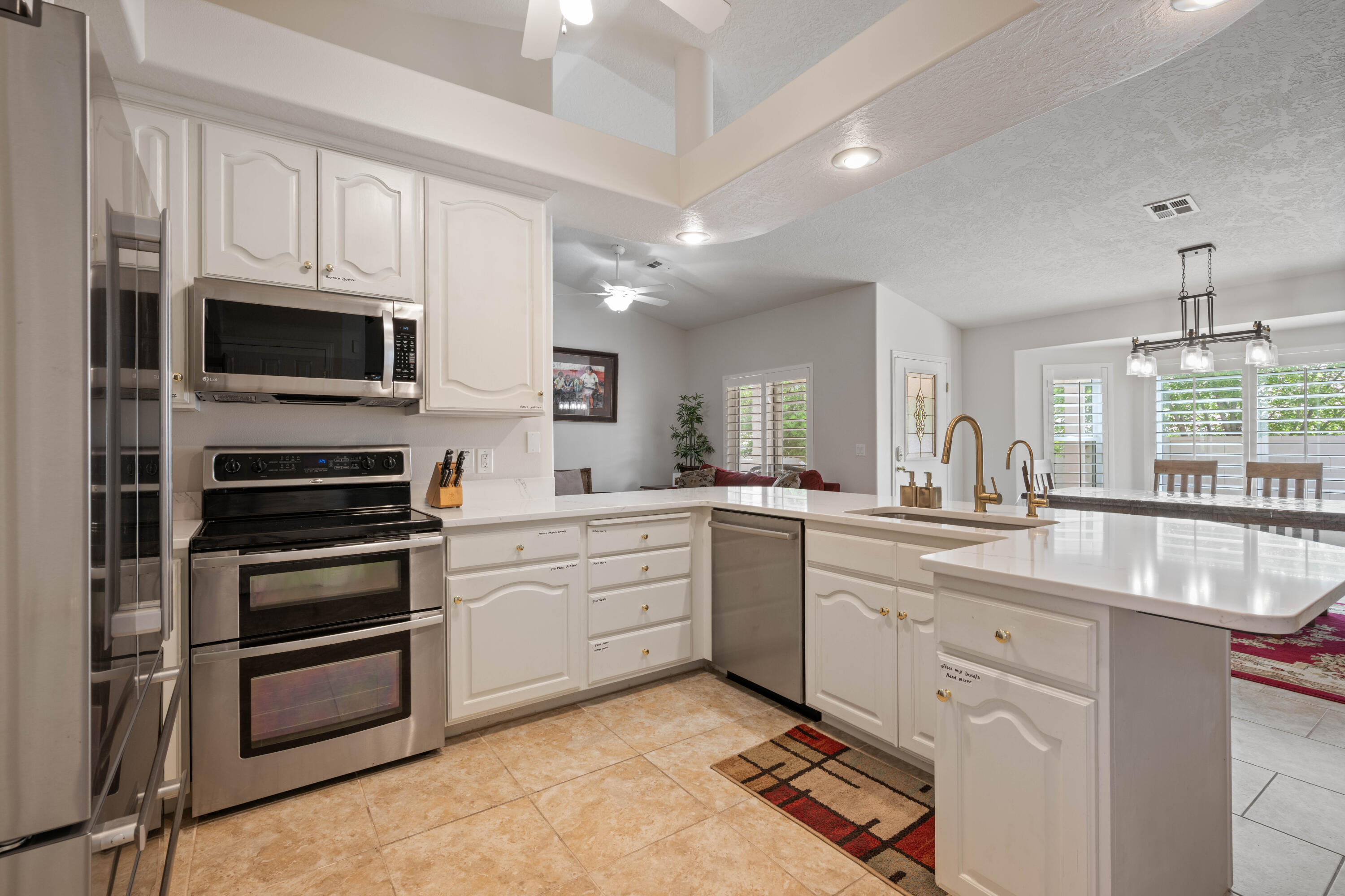 SILVERCREEK TOWNHOMES - Residential