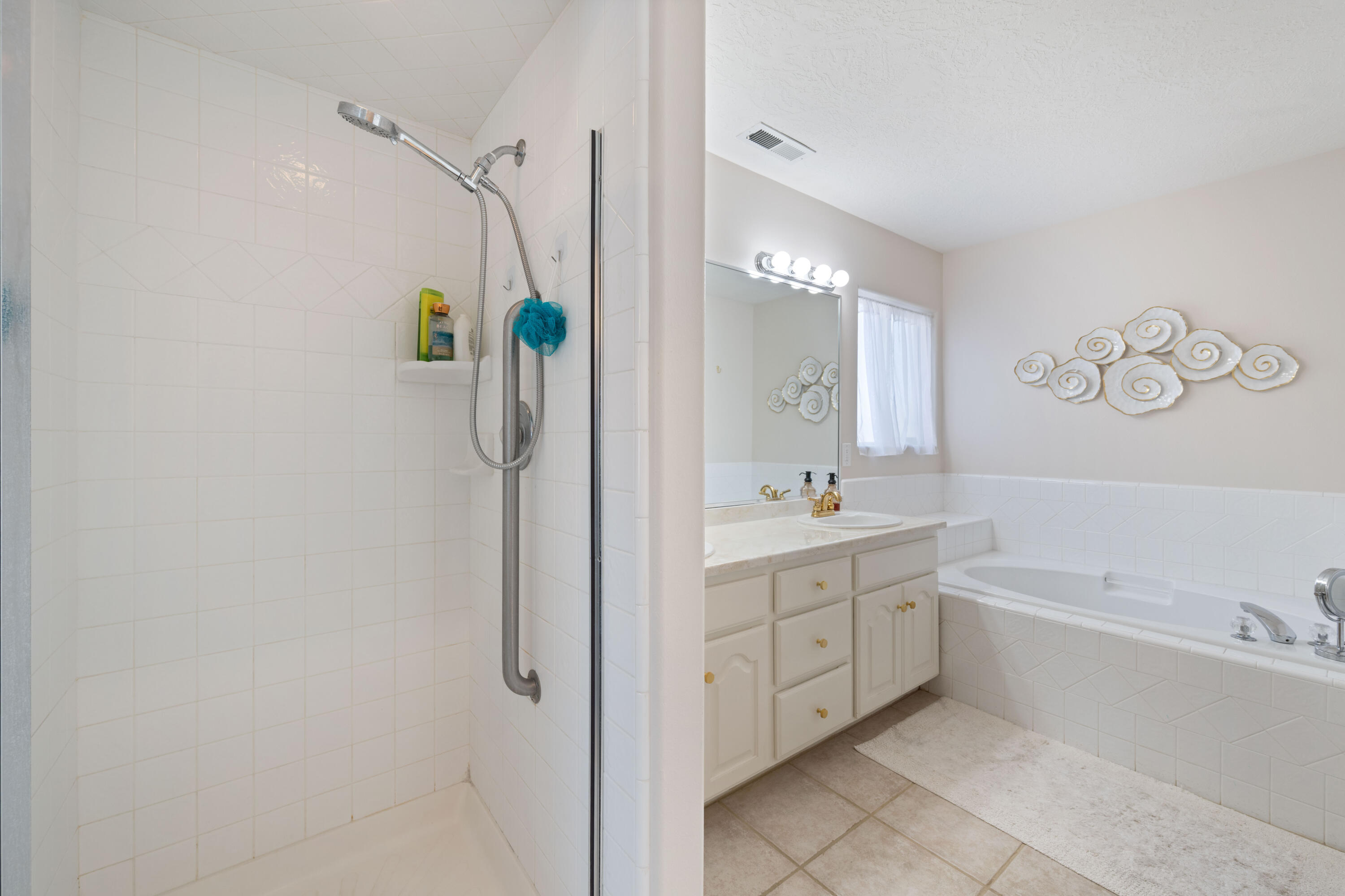 SILVERCREEK TOWNHOMES - Residential