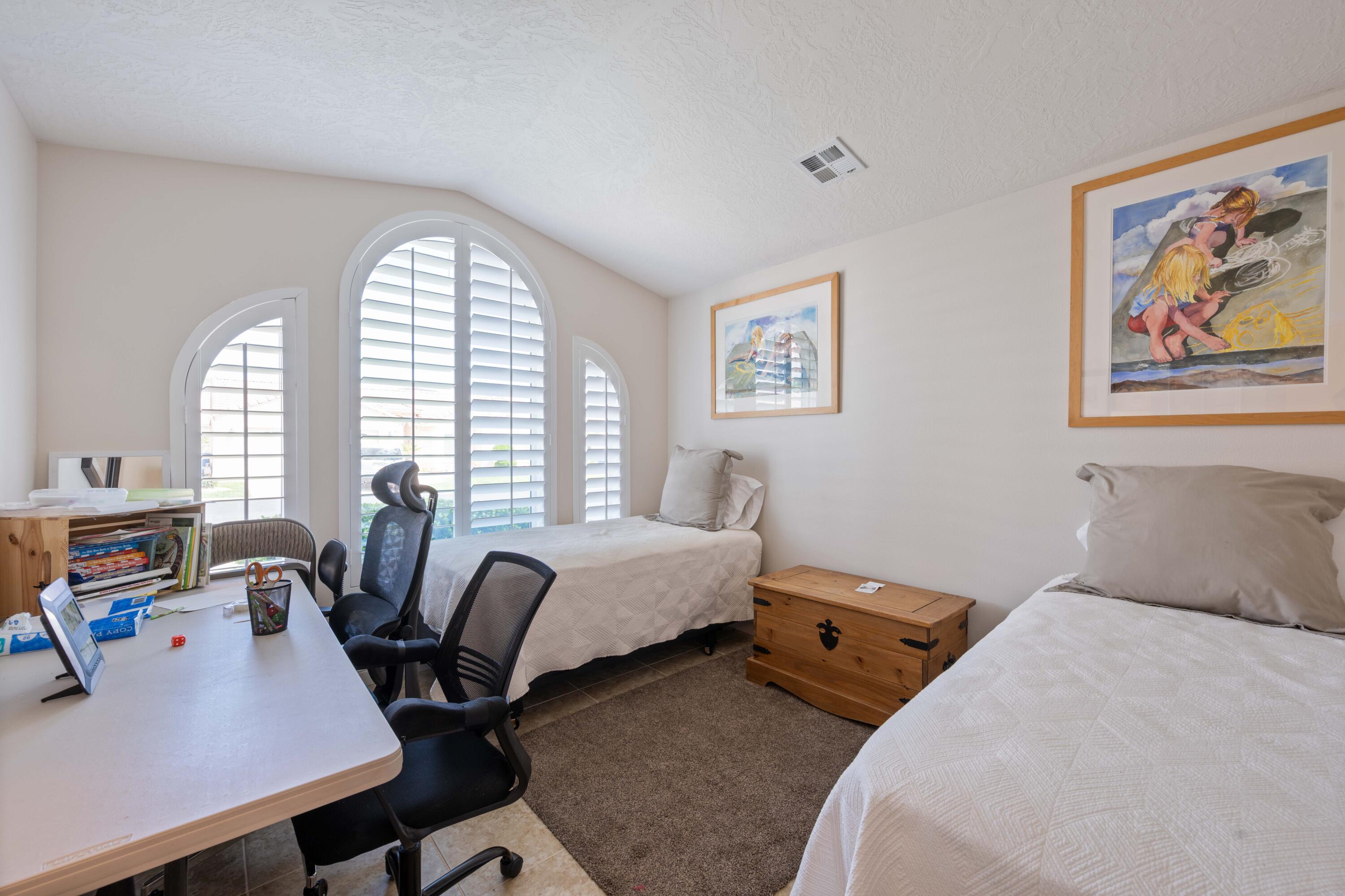 SILVERCREEK TOWNHOMES - Residential