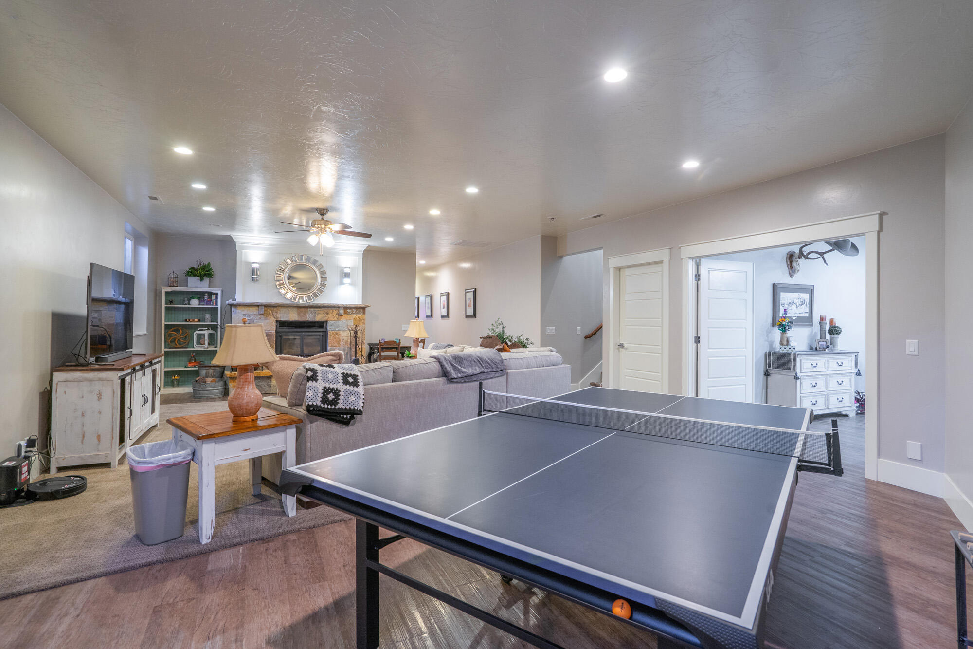 COUNTRY WAY ESTATES - Residential