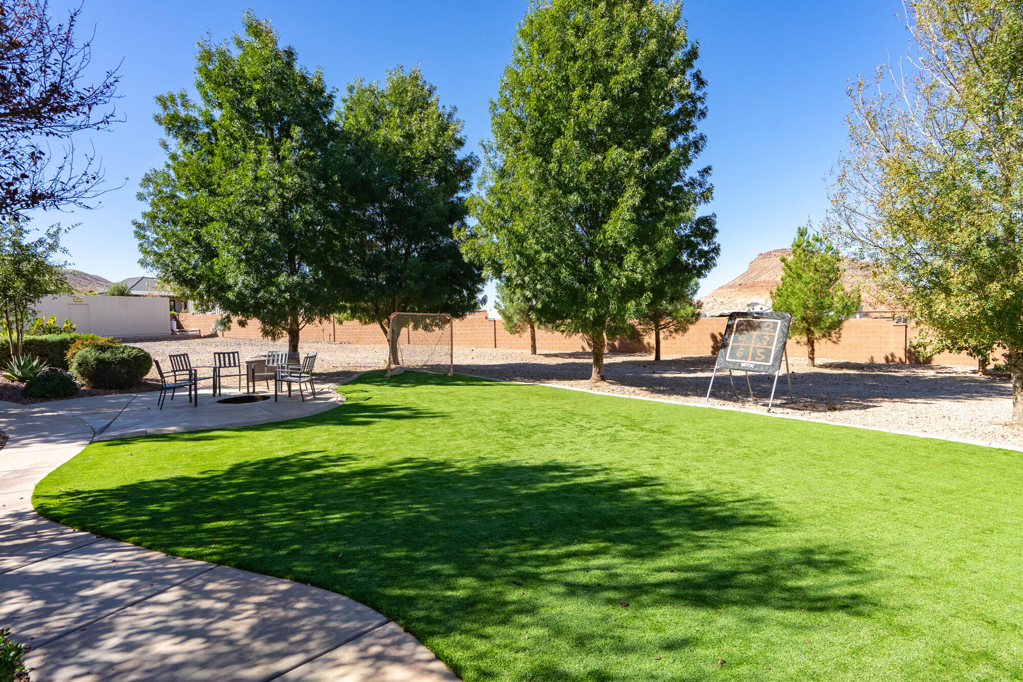 COUNTRY WAY ESTATES - Residential