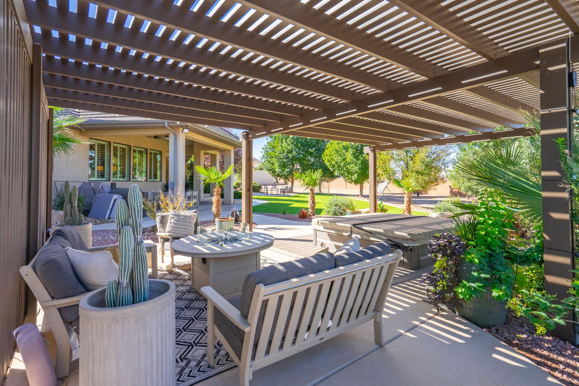 COUNTRY WAY ESTATES - Residential