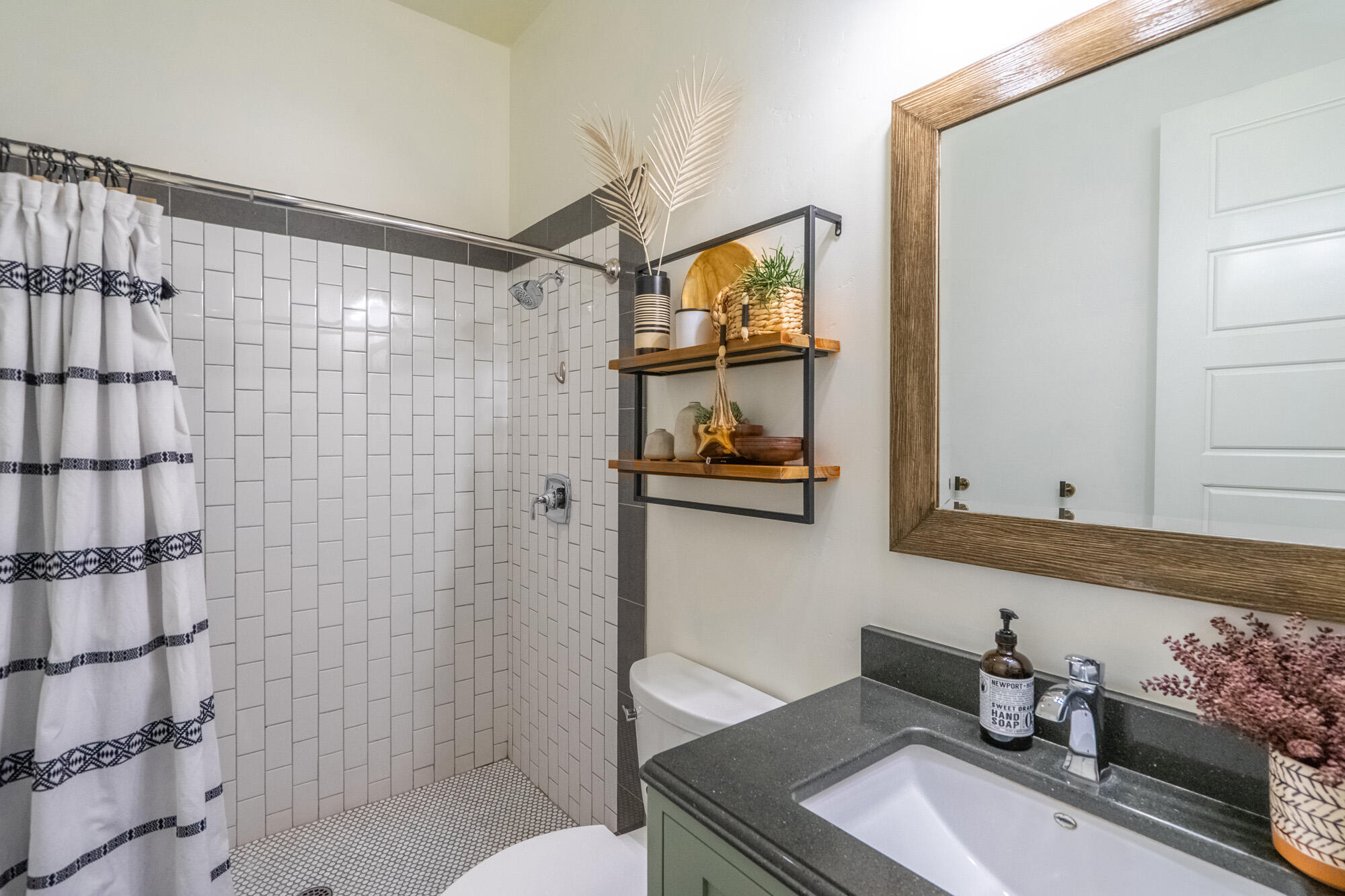 COUNTRY WAY ESTATES - Residential