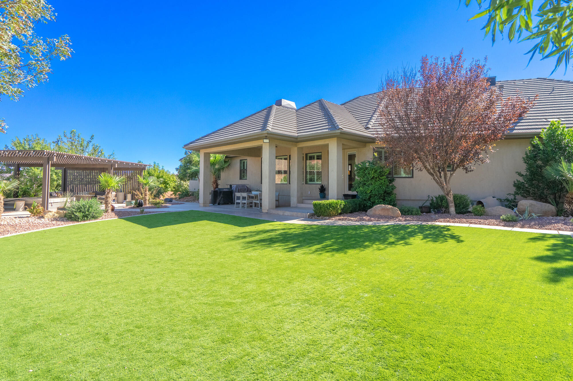 COUNTRY WAY ESTATES - Residential