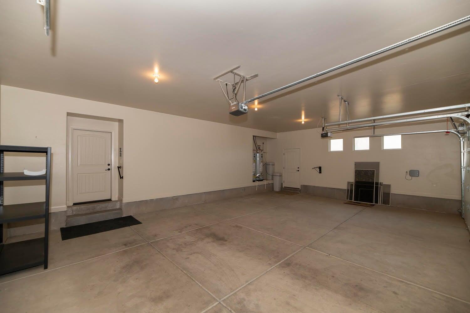 TONAQUINT TERRACE - Residential