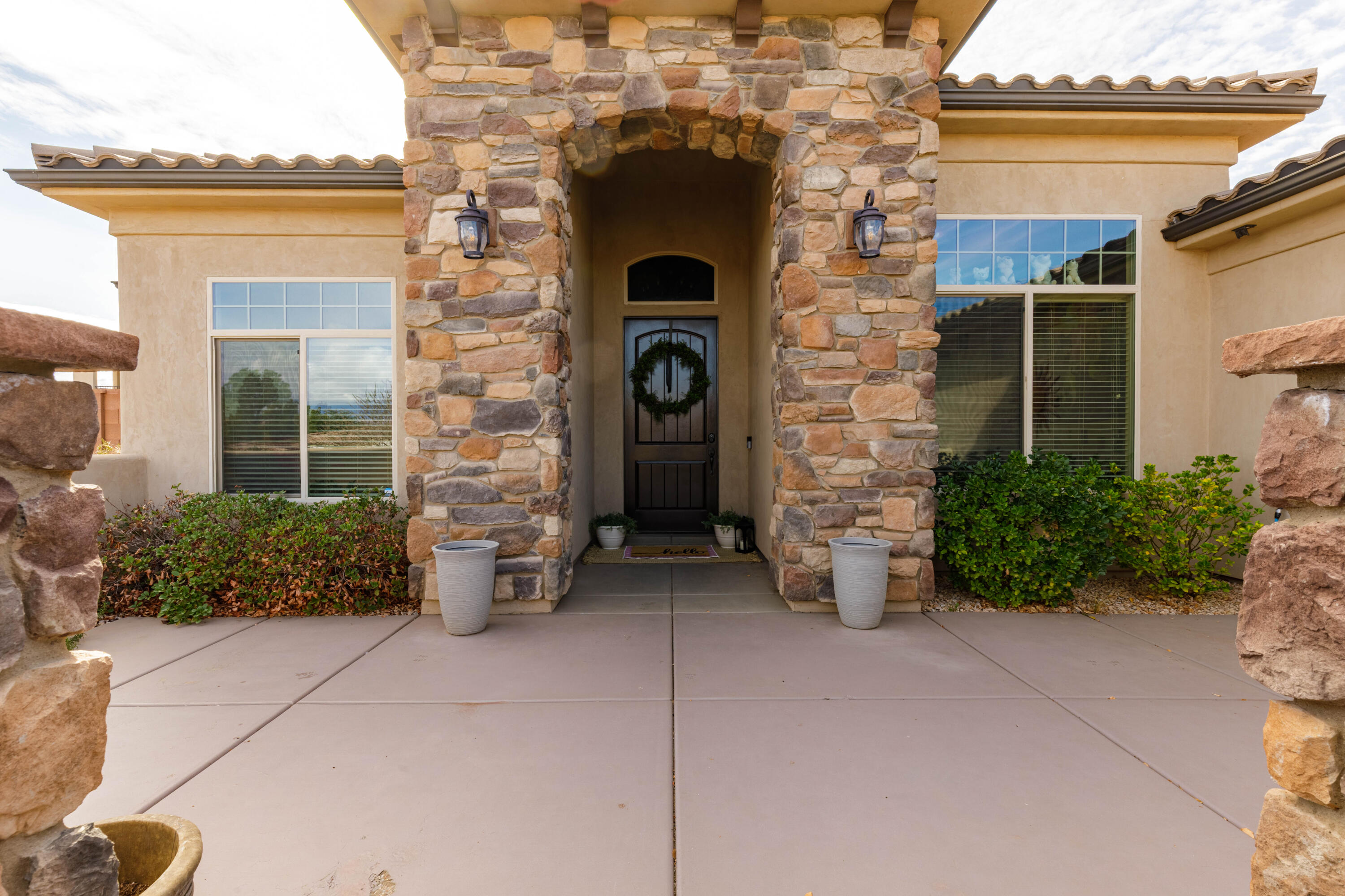 TONAQUINT TERRACE - Residential