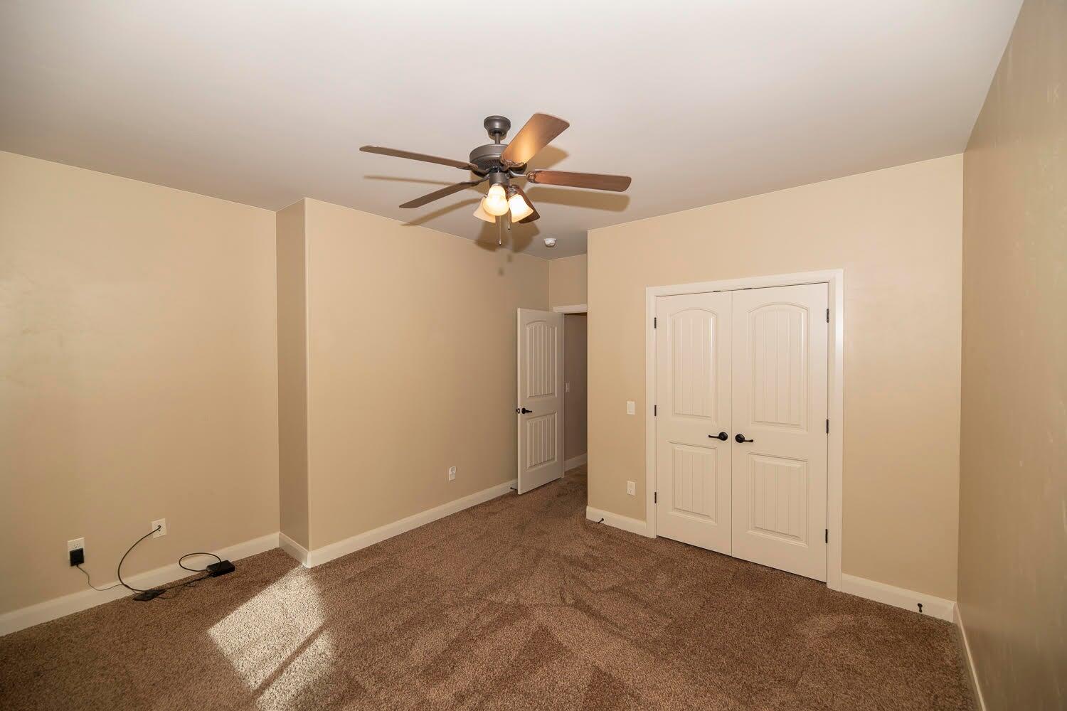 TONAQUINT TERRACE - Residential