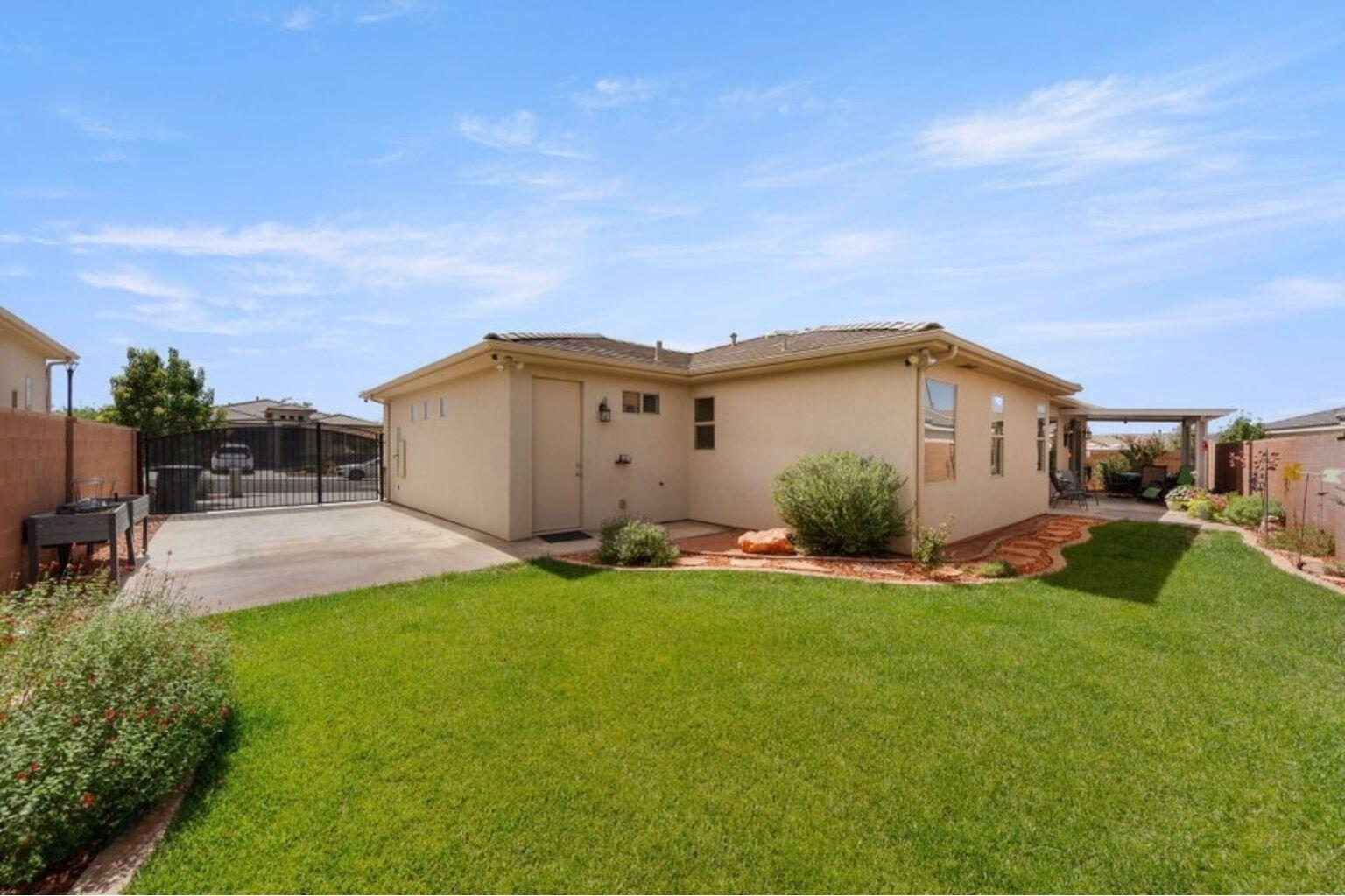 ZIONS GATE ESTATES - Residential