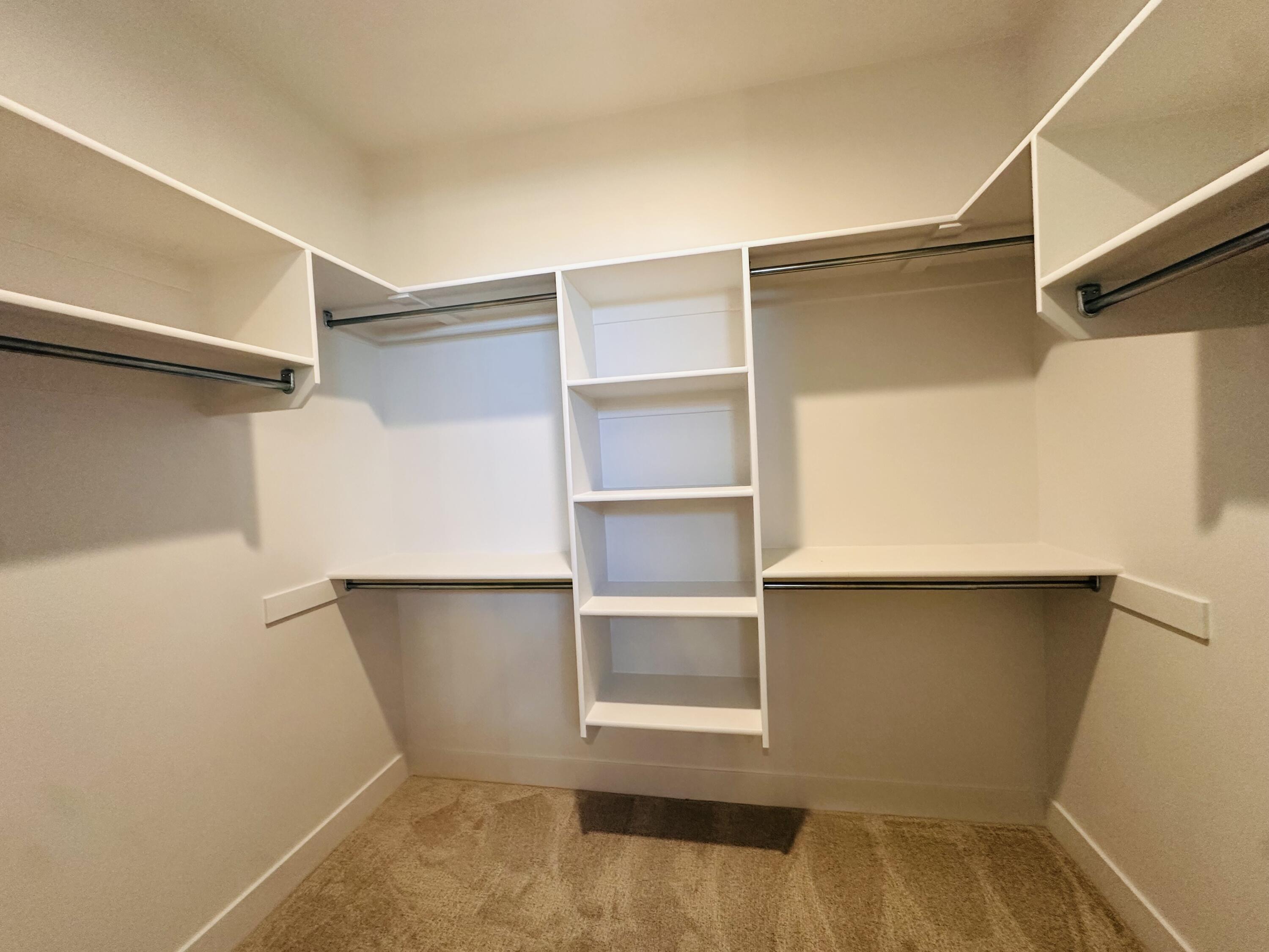 ROSALIA RIDGE AT DIVARIO - Residential