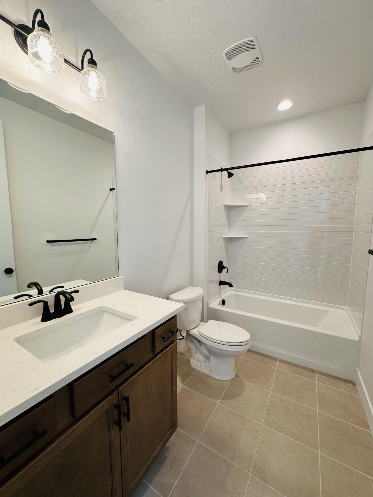 ROSALIA RIDGE AT DIVARIO - Residential