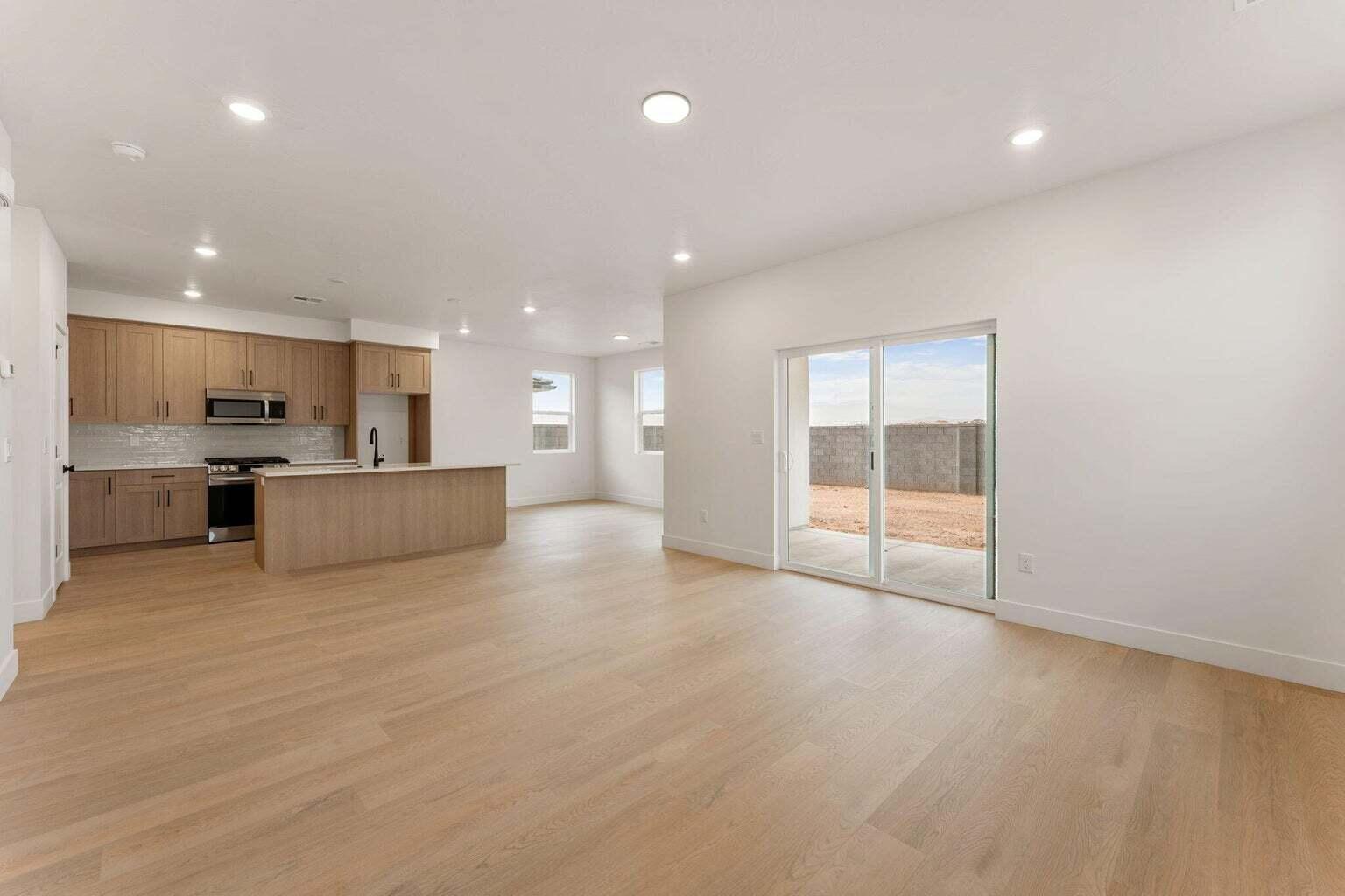 LEGACY AT SAND HOLLOW - Residential