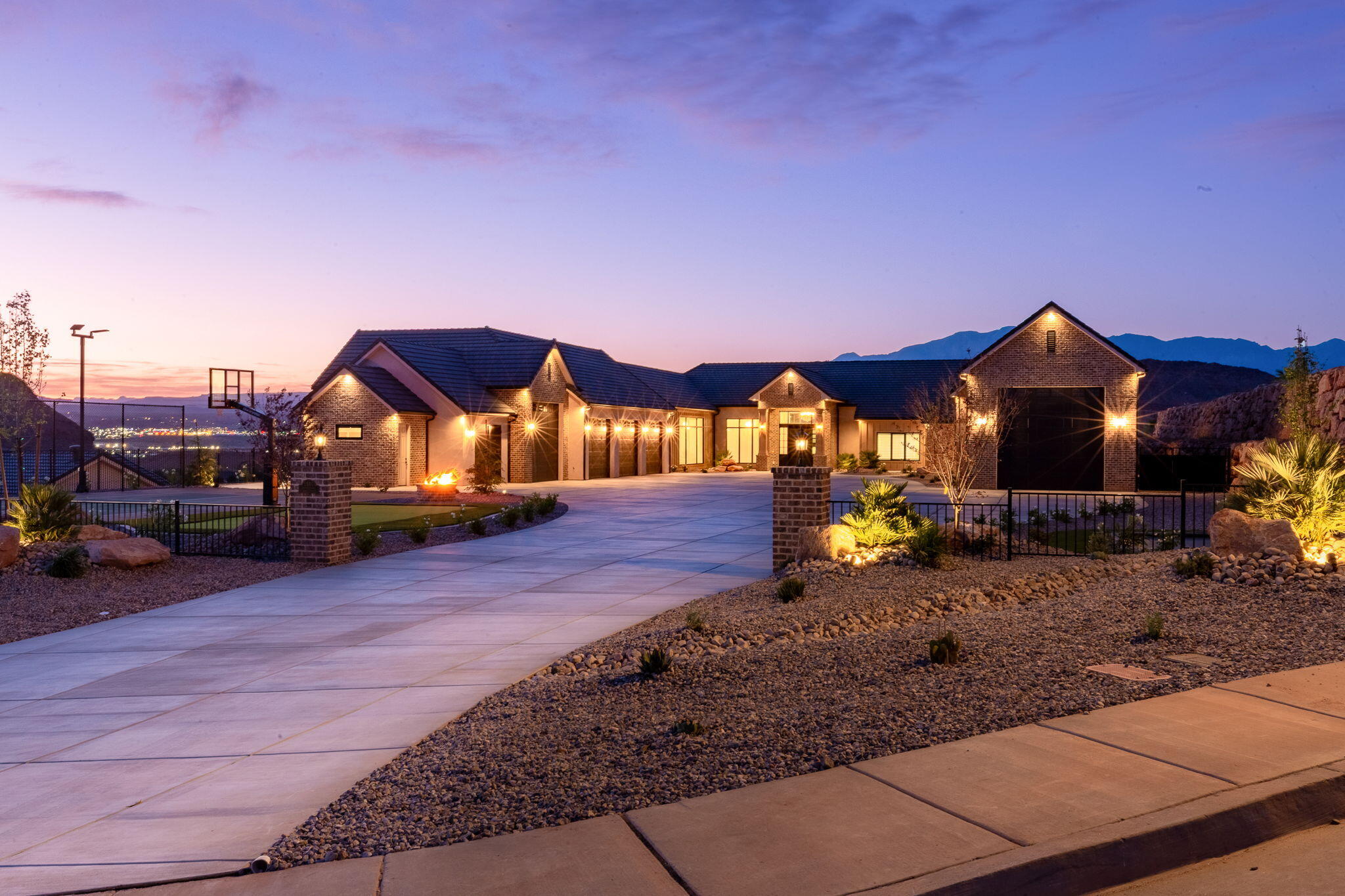 CHAPARRAL HEIGHTS - Residential