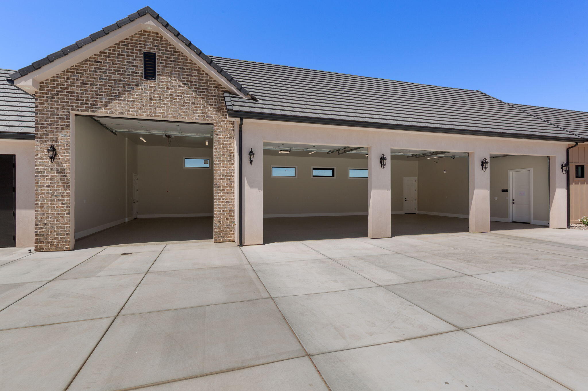 CHAPARRAL HEIGHTS - Residential