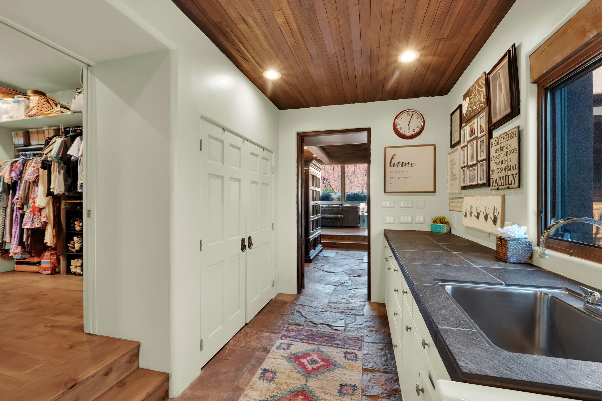 SHONTO POINT - Residential