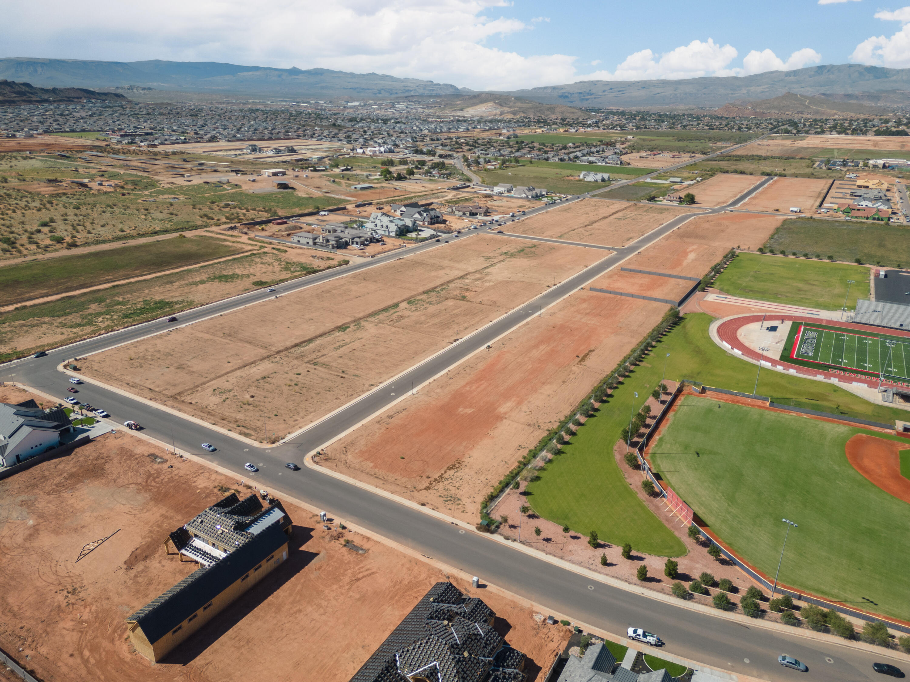 WOODHAVEN EST - Land