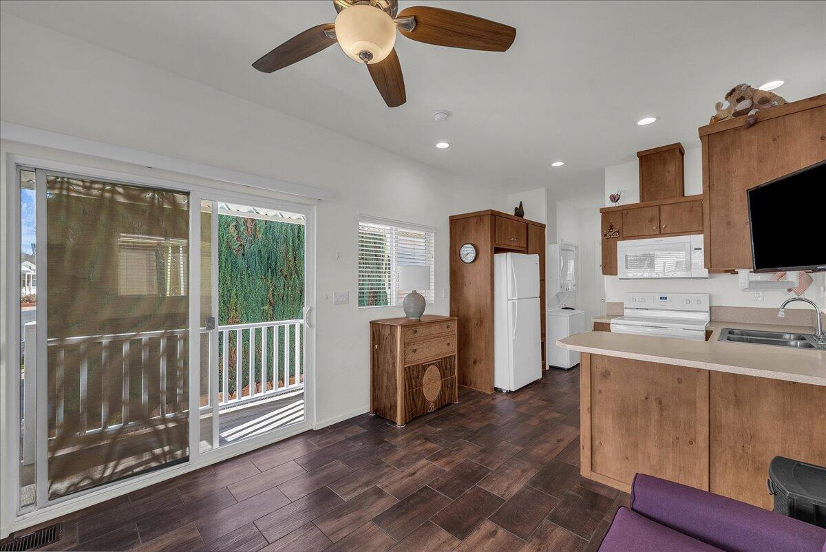 DIXIE DOWNS RV RESORT - Residential