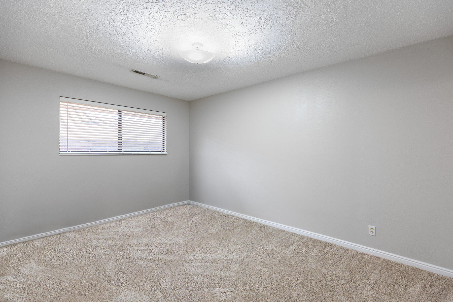 ST GEORGE SNOW PK TOWNHOMES - Residential