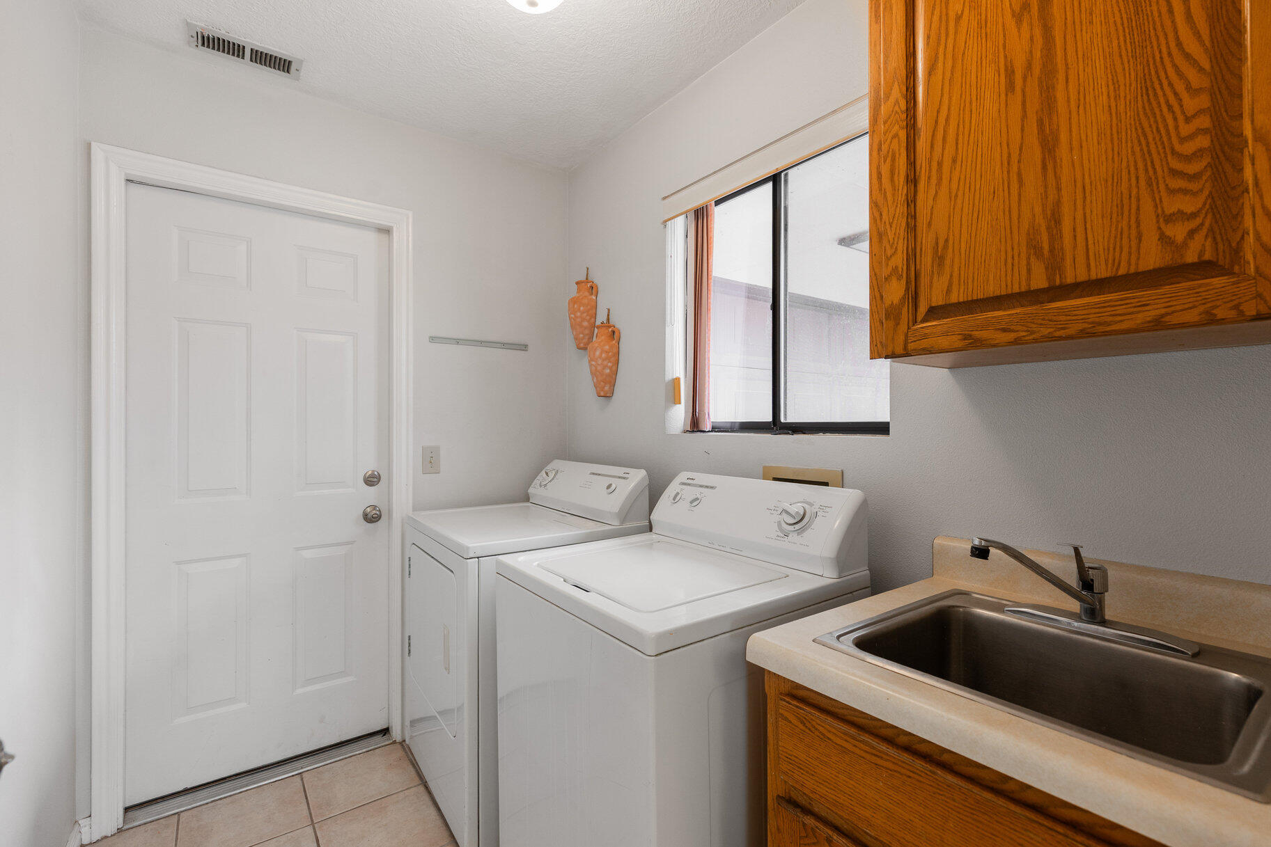 ST GEORGE SNOW PK TOWNHOMES - Residential