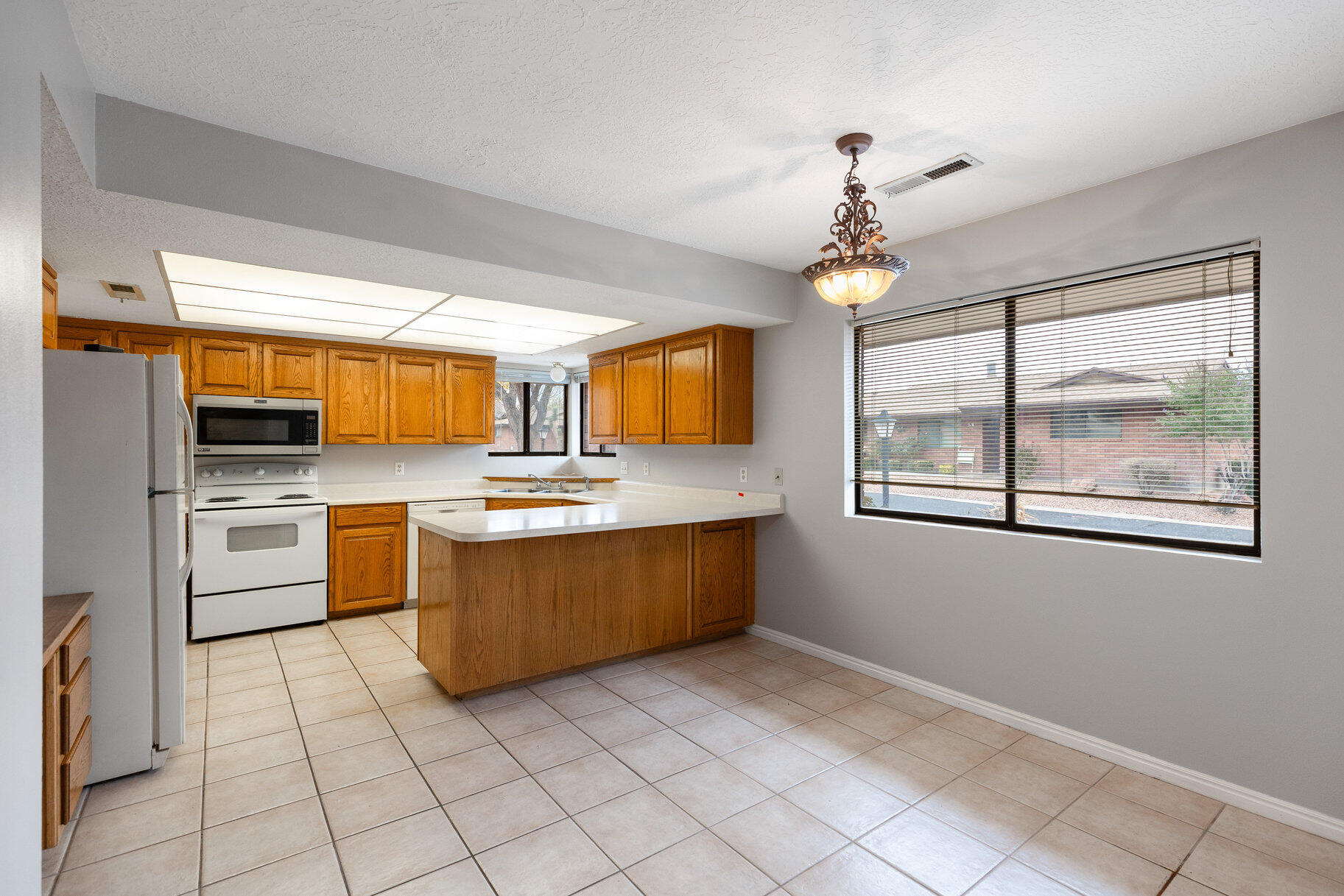 ST GEORGE SNOW PK TOWNHOMES - Residential