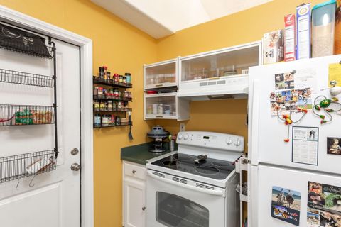 Tiny photo for 1360 E Telegraph ST 6 #6, Washington, UT 84780 (MLS # 26-271438)