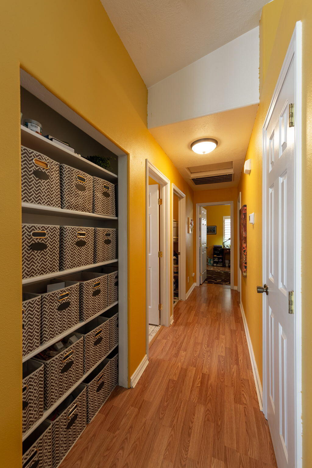 RIDGEPOINTE - Residential