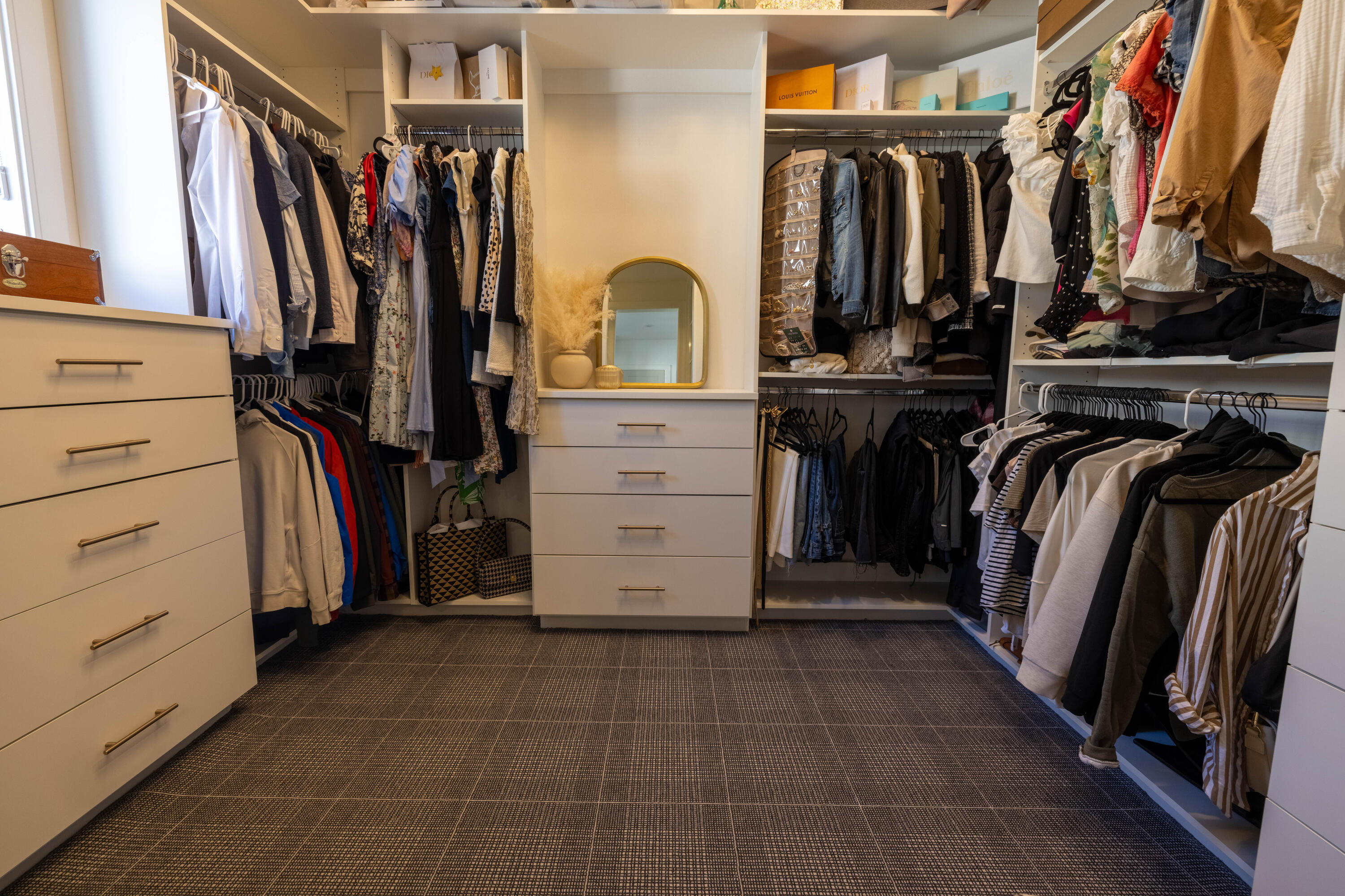 CARRIAGE LANE - Residential