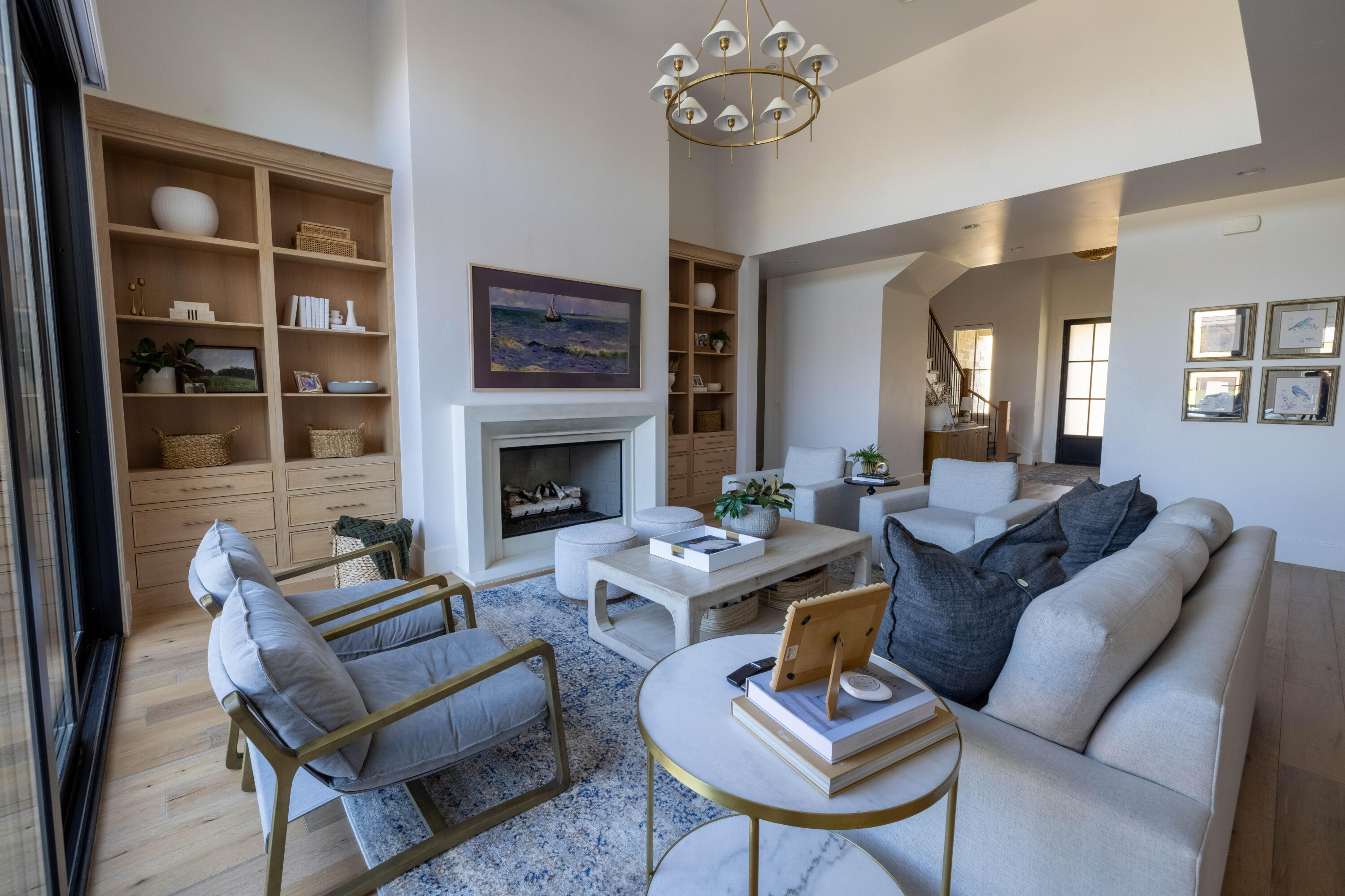 CARRIAGE LANE - Residential