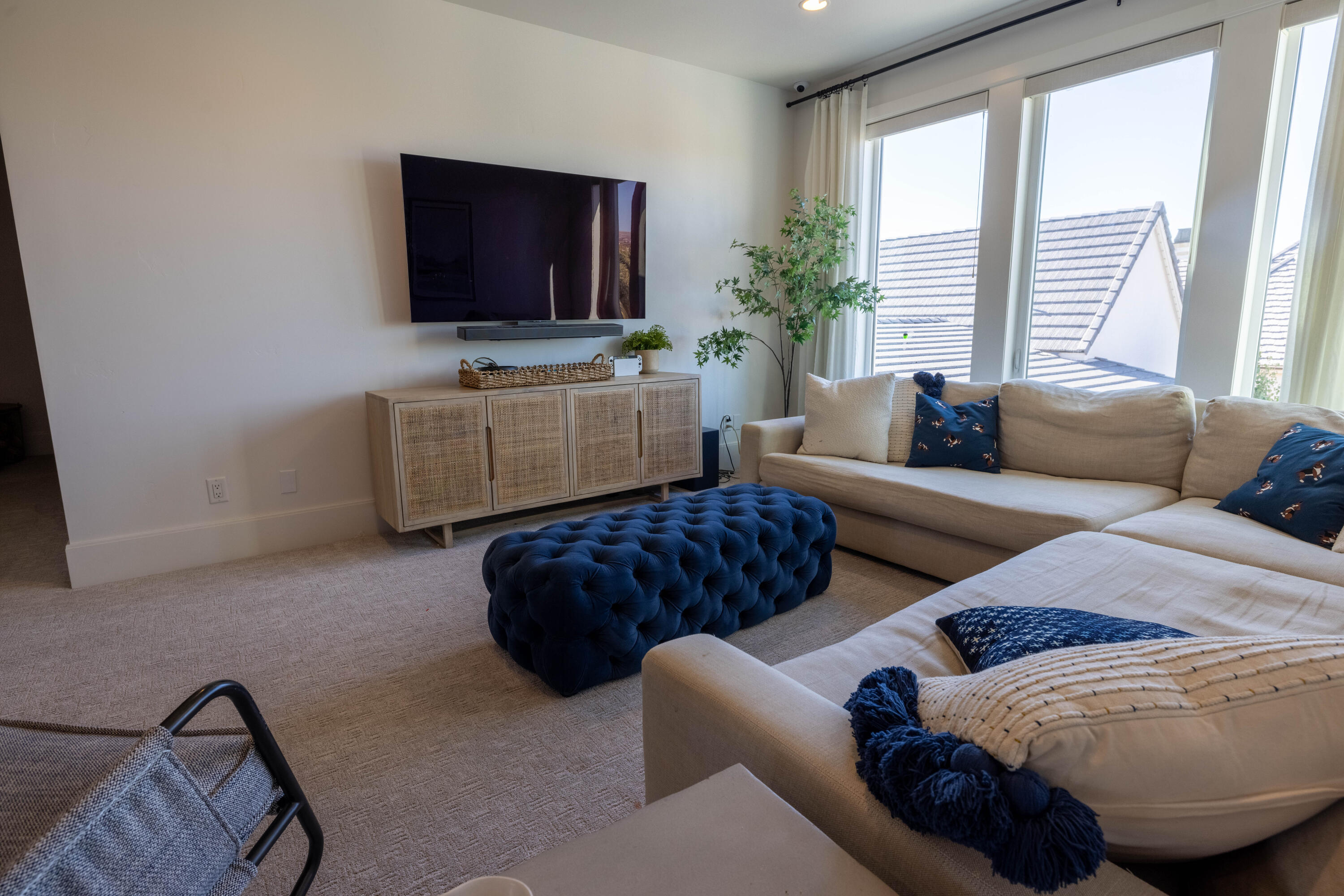 CARRIAGE LANE - Residential