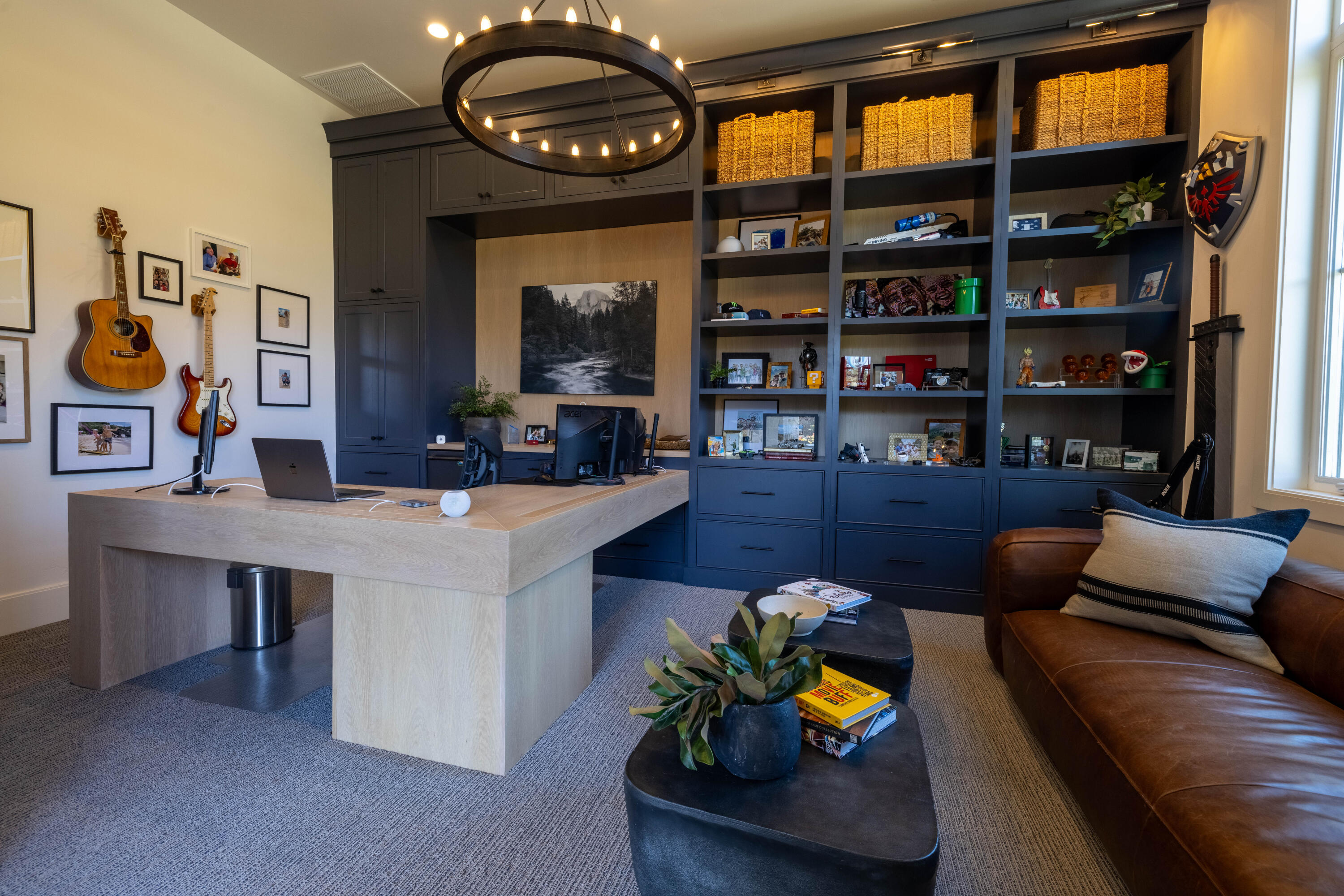 CARRIAGE LANE - Residential