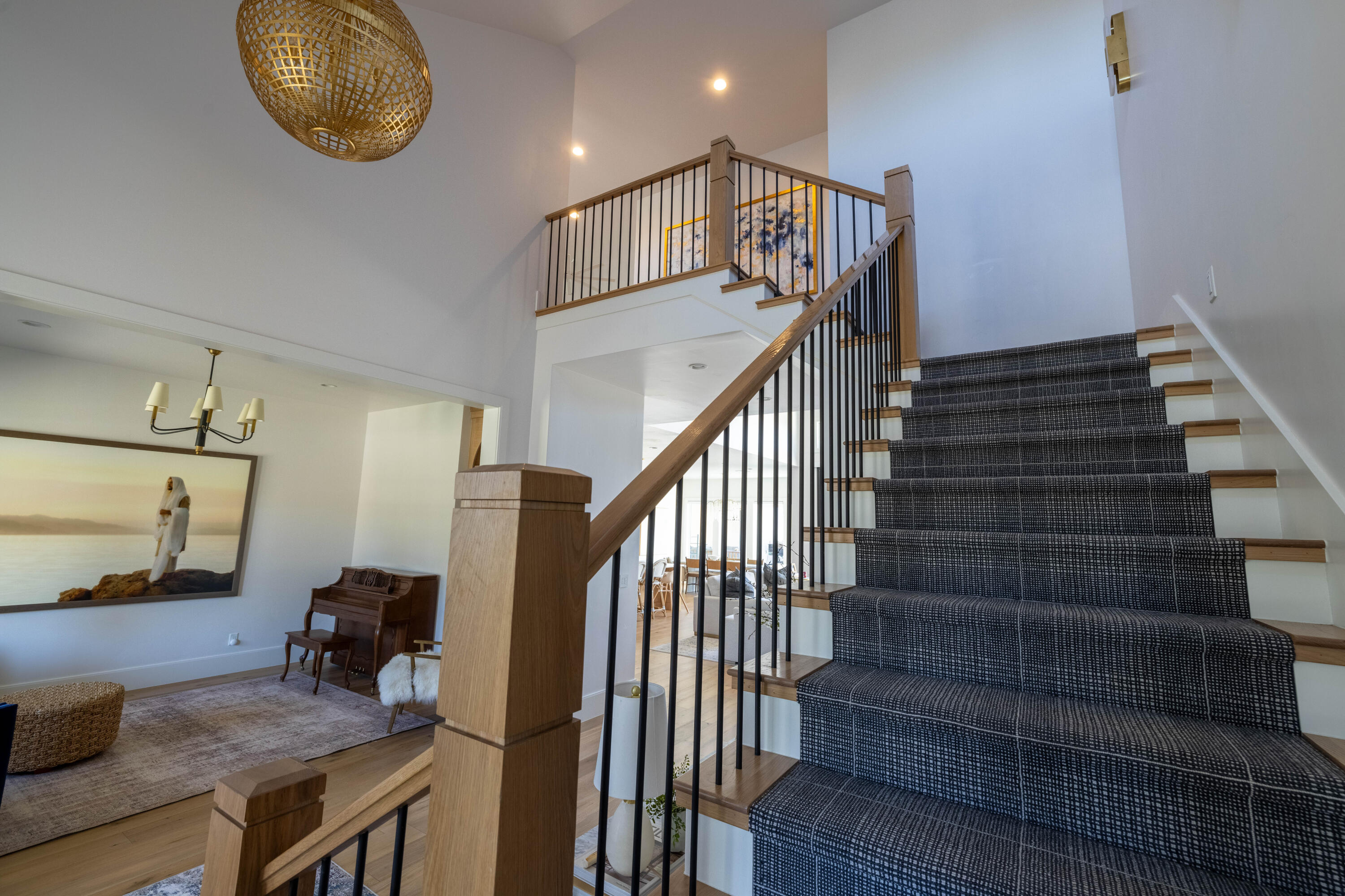 CARRIAGE LANE - Residential