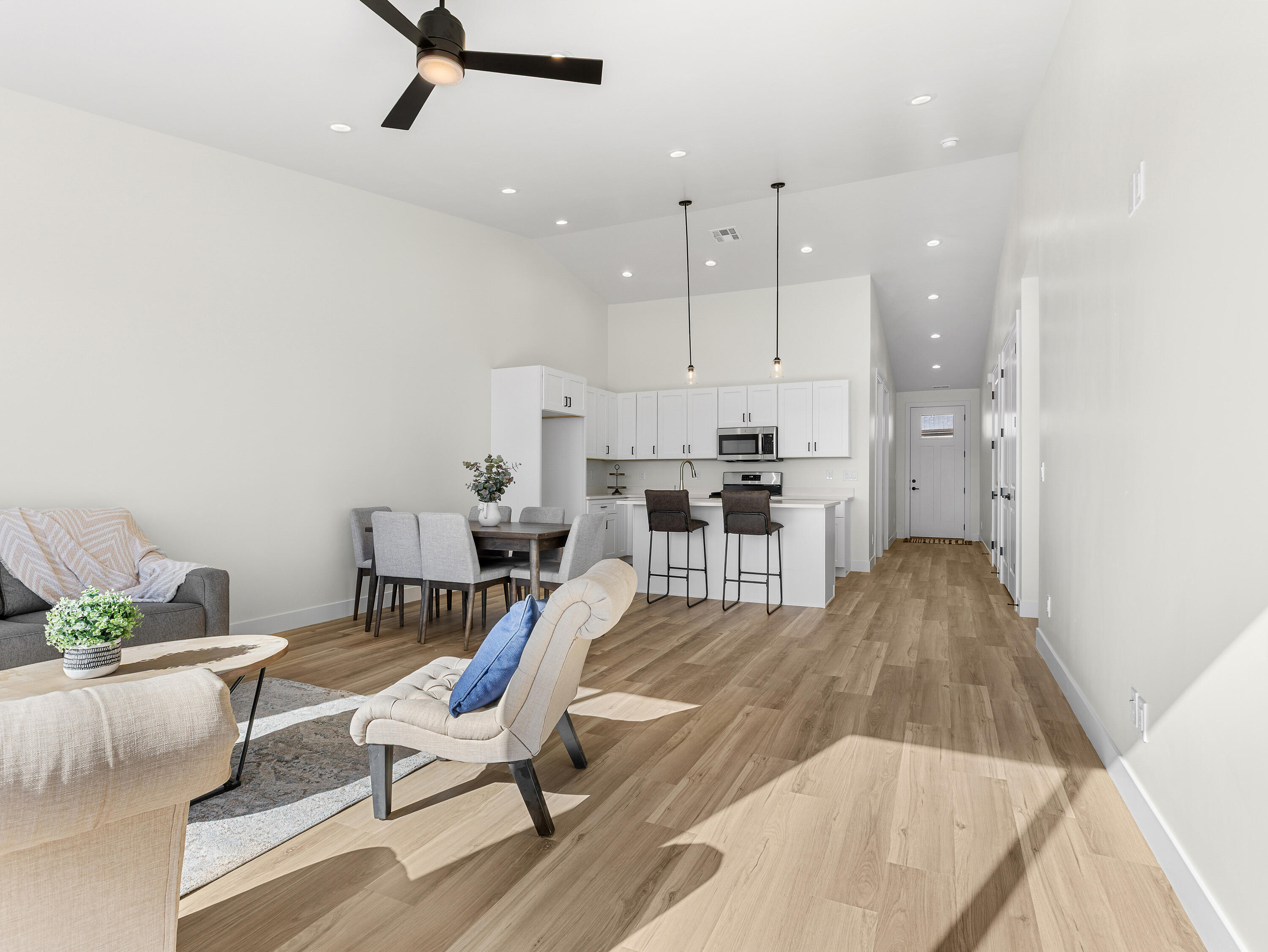 HURRICANE VIEWS - Residential