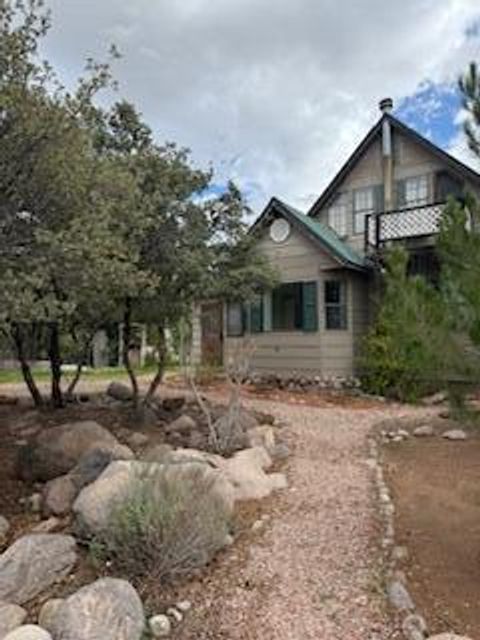 Photo of 2000 N Anderson Junction RD, Toquerville, UT 84774 (MLS # 25-266137) Photo of 2000 N Anderson Junction RD, Toquerville, UT 84774 (MLS # 25-266137)