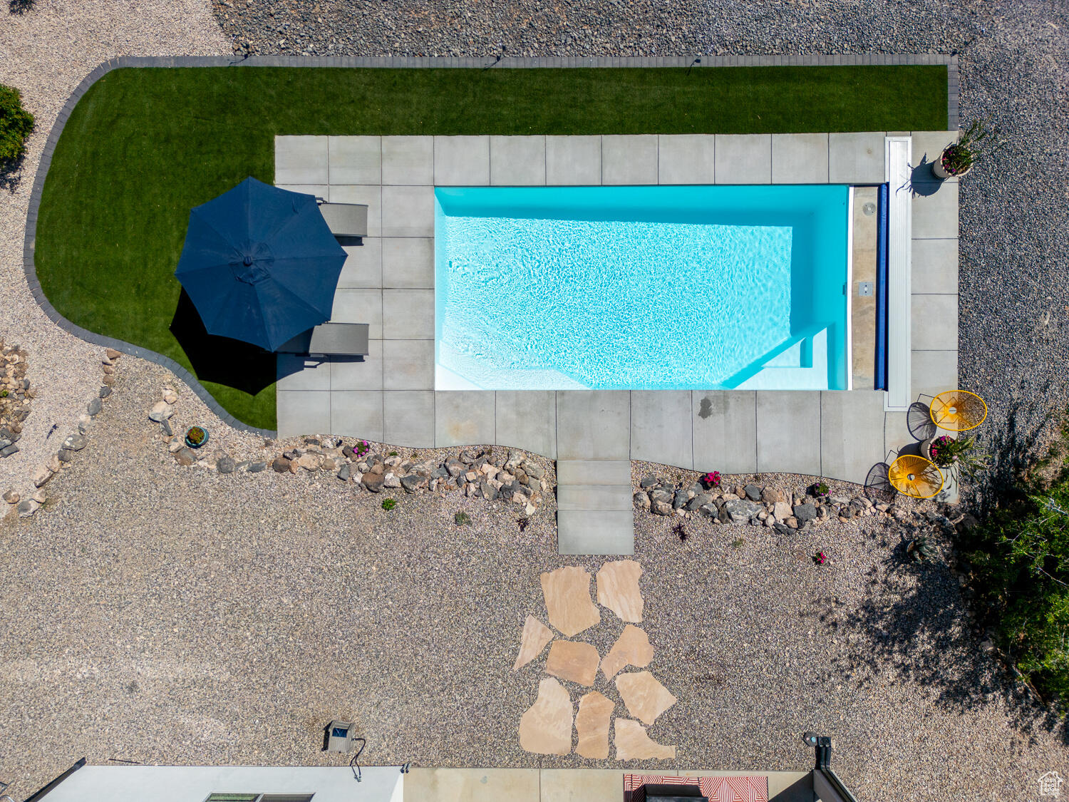 ALMOND HEIGHTS PARK - Residential