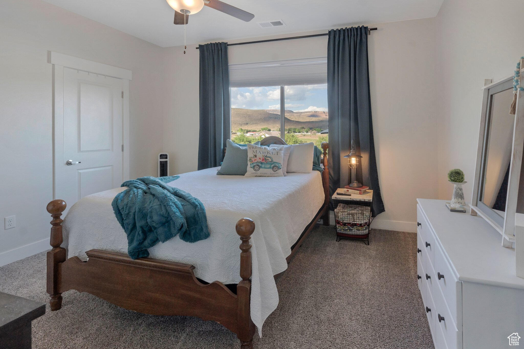 ALMOND HEIGHTS PARK - Residential