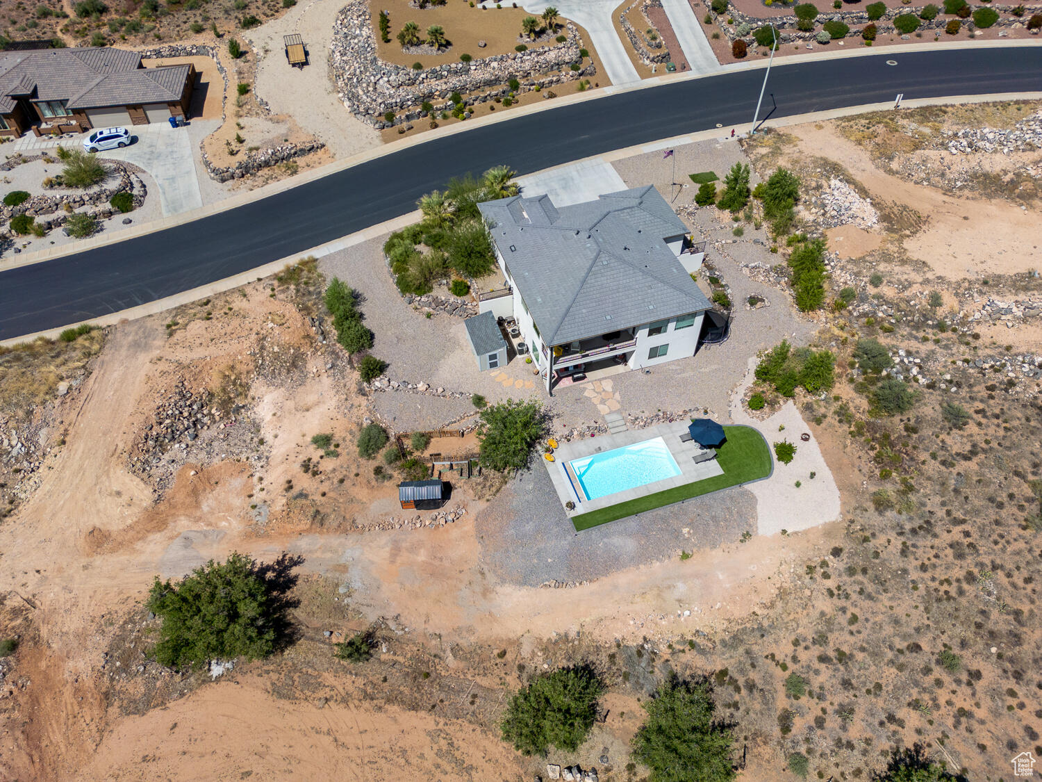 ALMOND HEIGHTS PARK - Residential