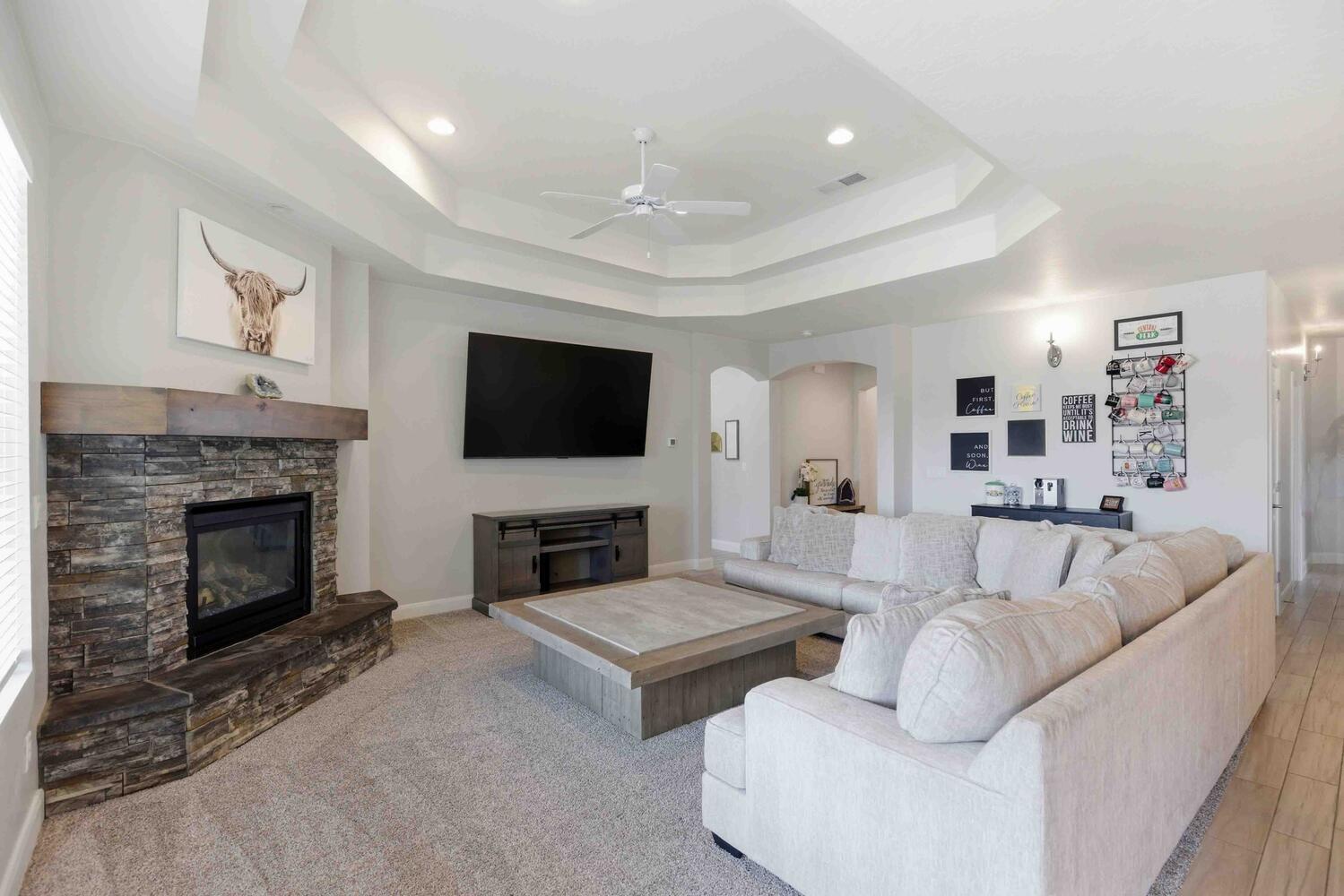 DIXIE SPRINGS - Residential