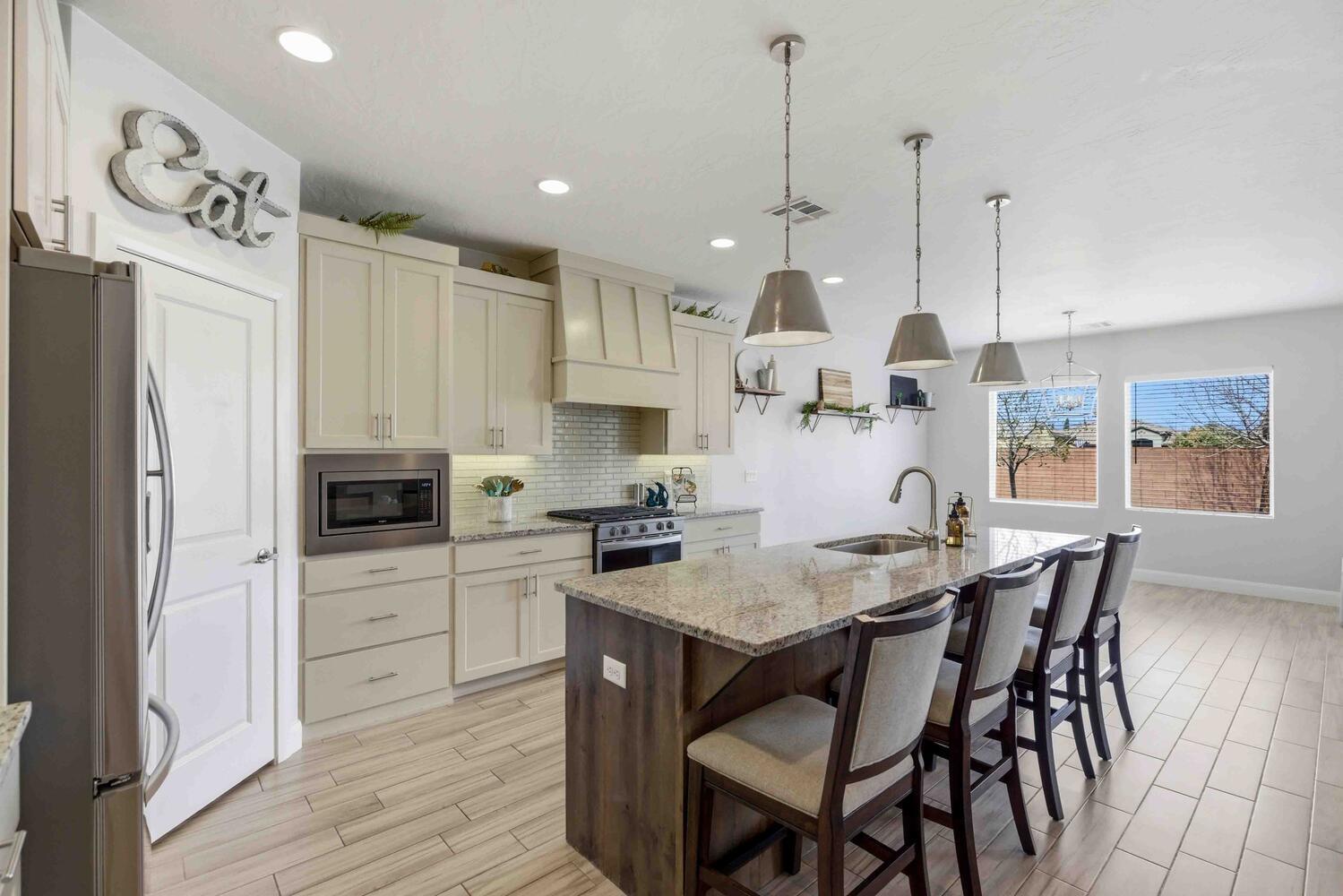 DIXIE SPRINGS - Residential