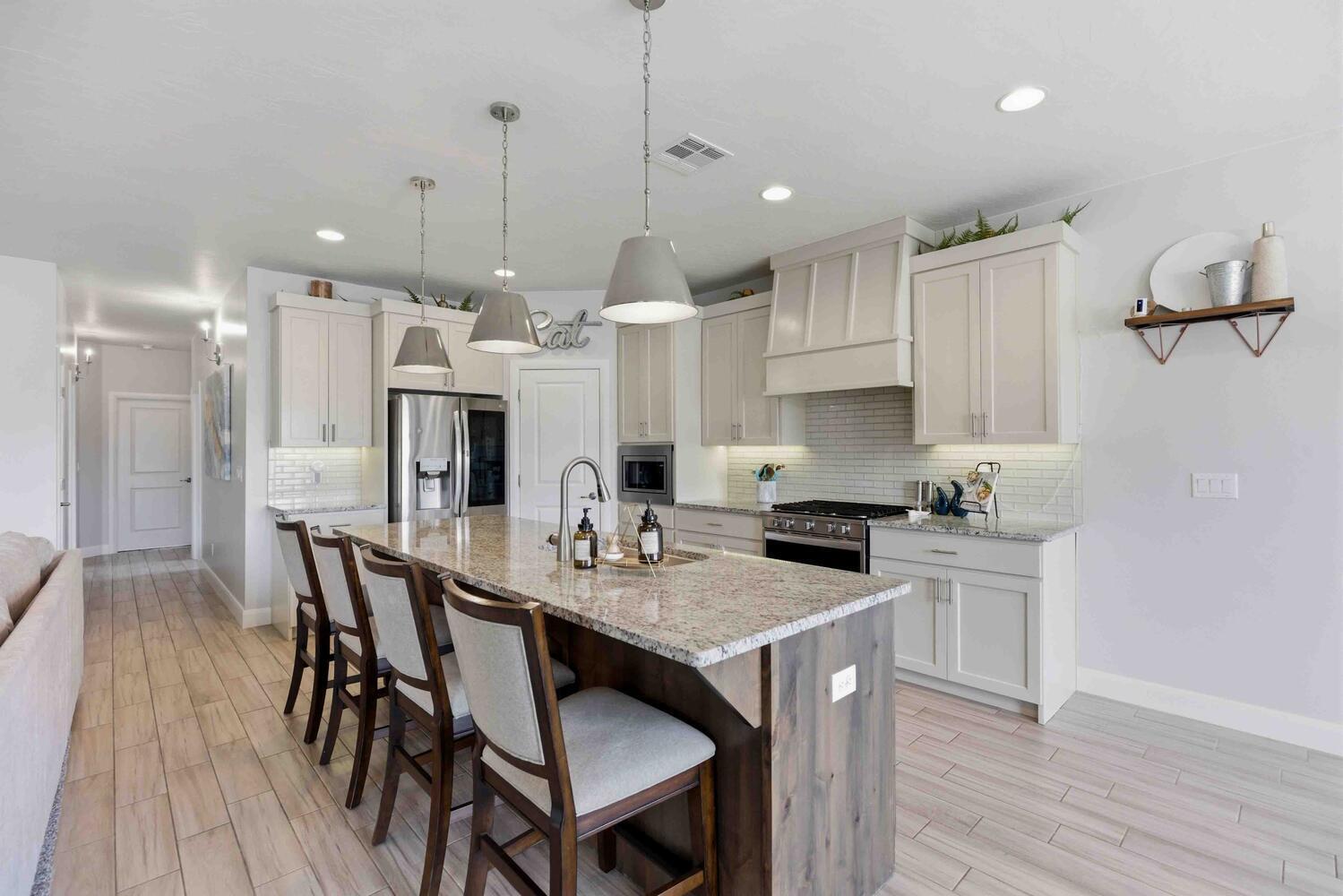 DIXIE SPRINGS - Residential