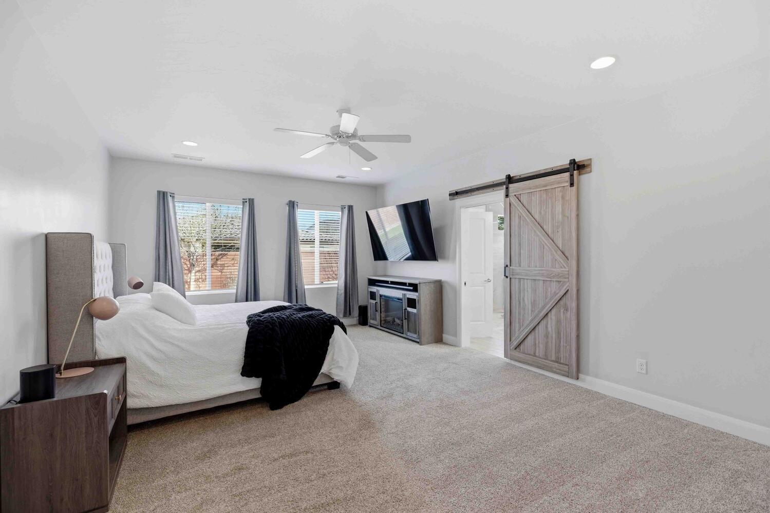 DIXIE SPRINGS - Residential