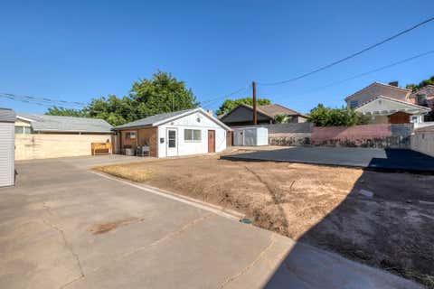 Tiny photo for 683 E 600 S, Saint George, UT 84770 (MLS # 26-274754)