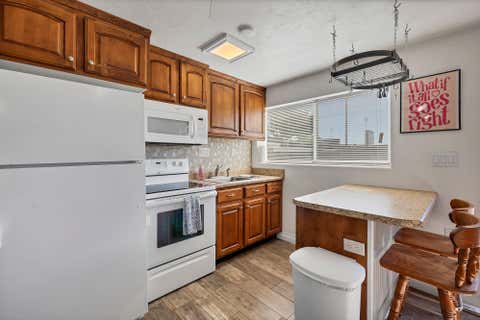 Tiny photo for 683 E 600 S, Saint George, UT 84770 (MLS # 26-274754)