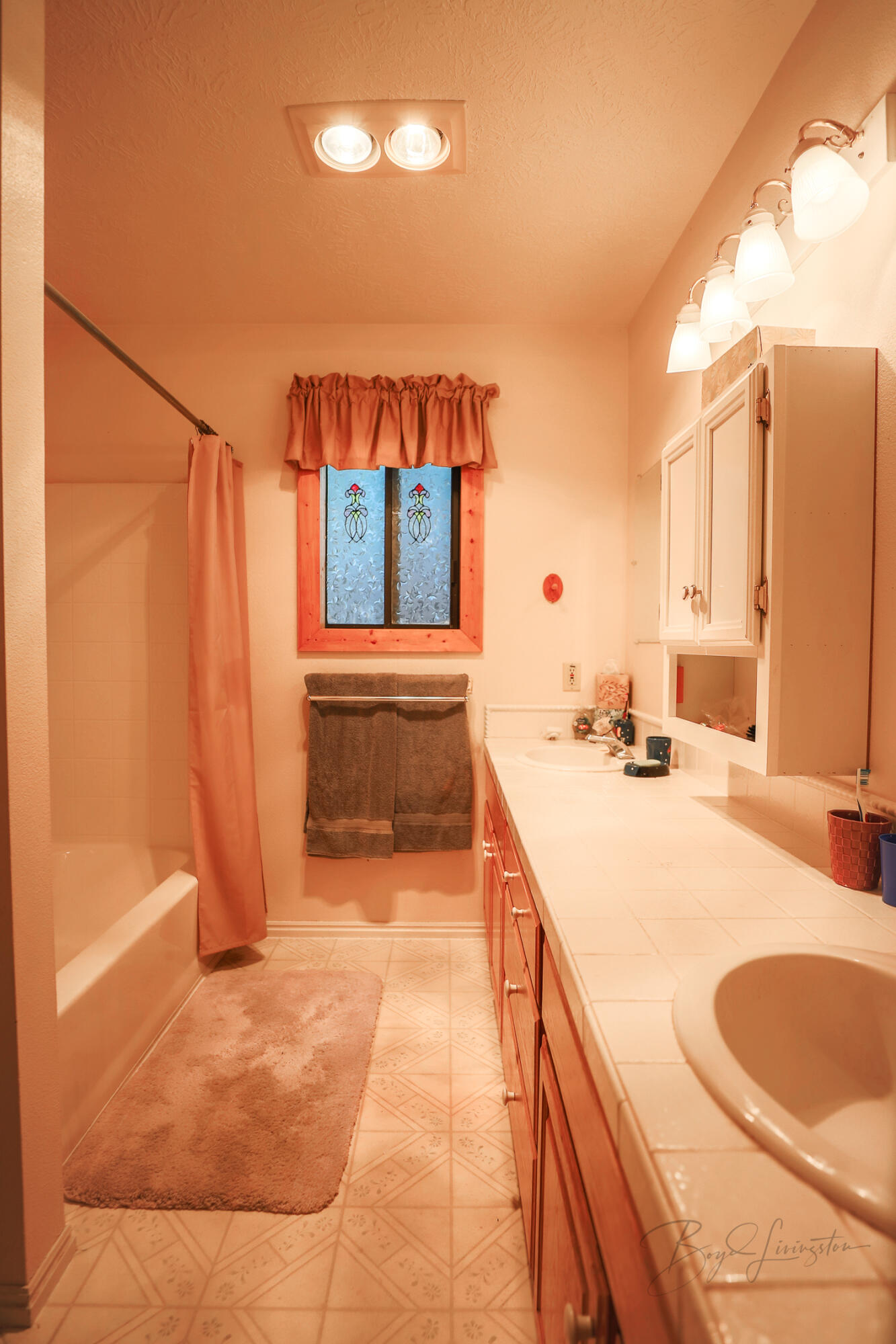 SADDLE HOUSE HOMESTEAD - Residential